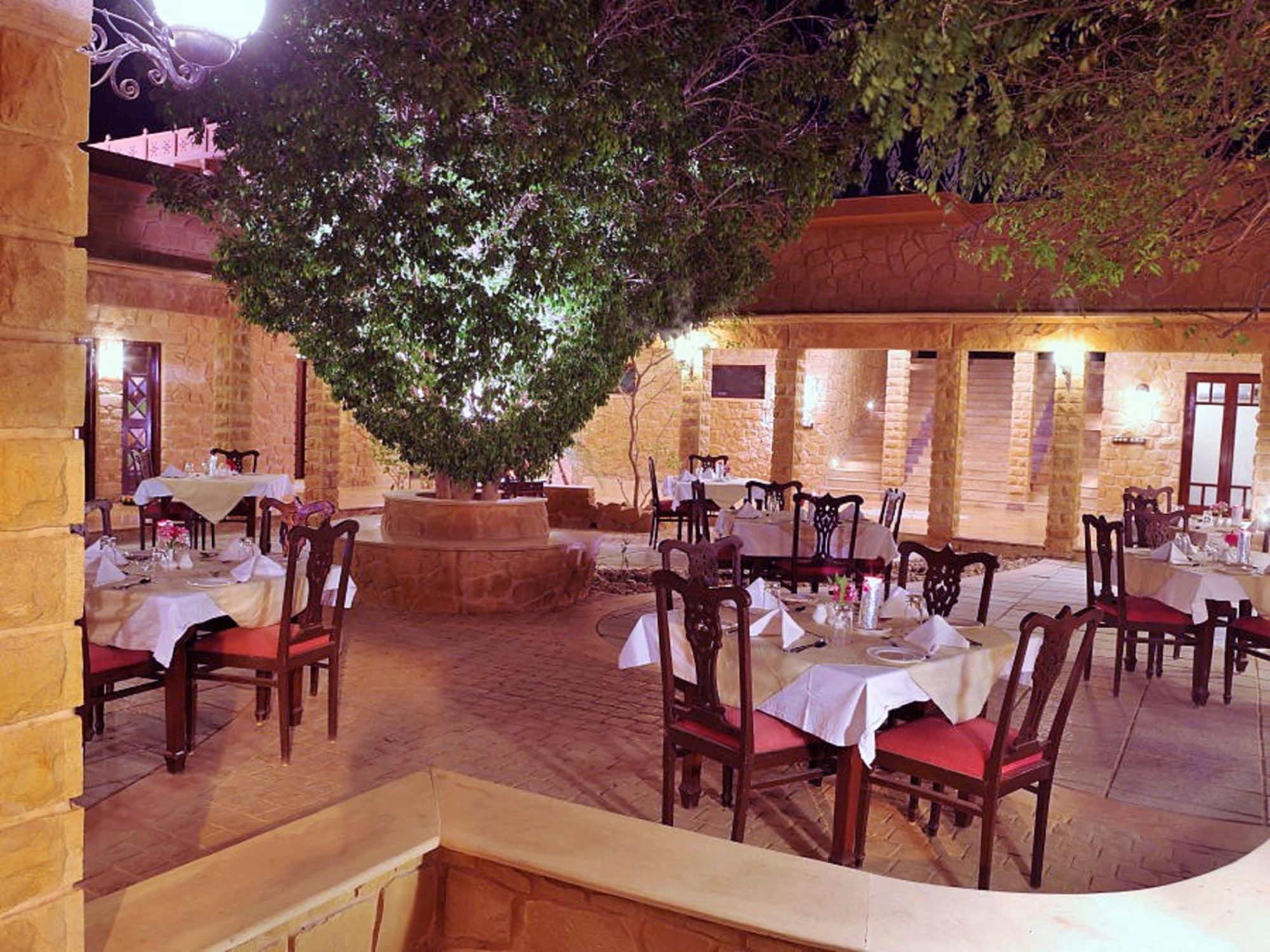 Restaurant Hotel Rawalkot