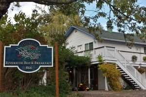 Alojamiento - RubyJune Inn