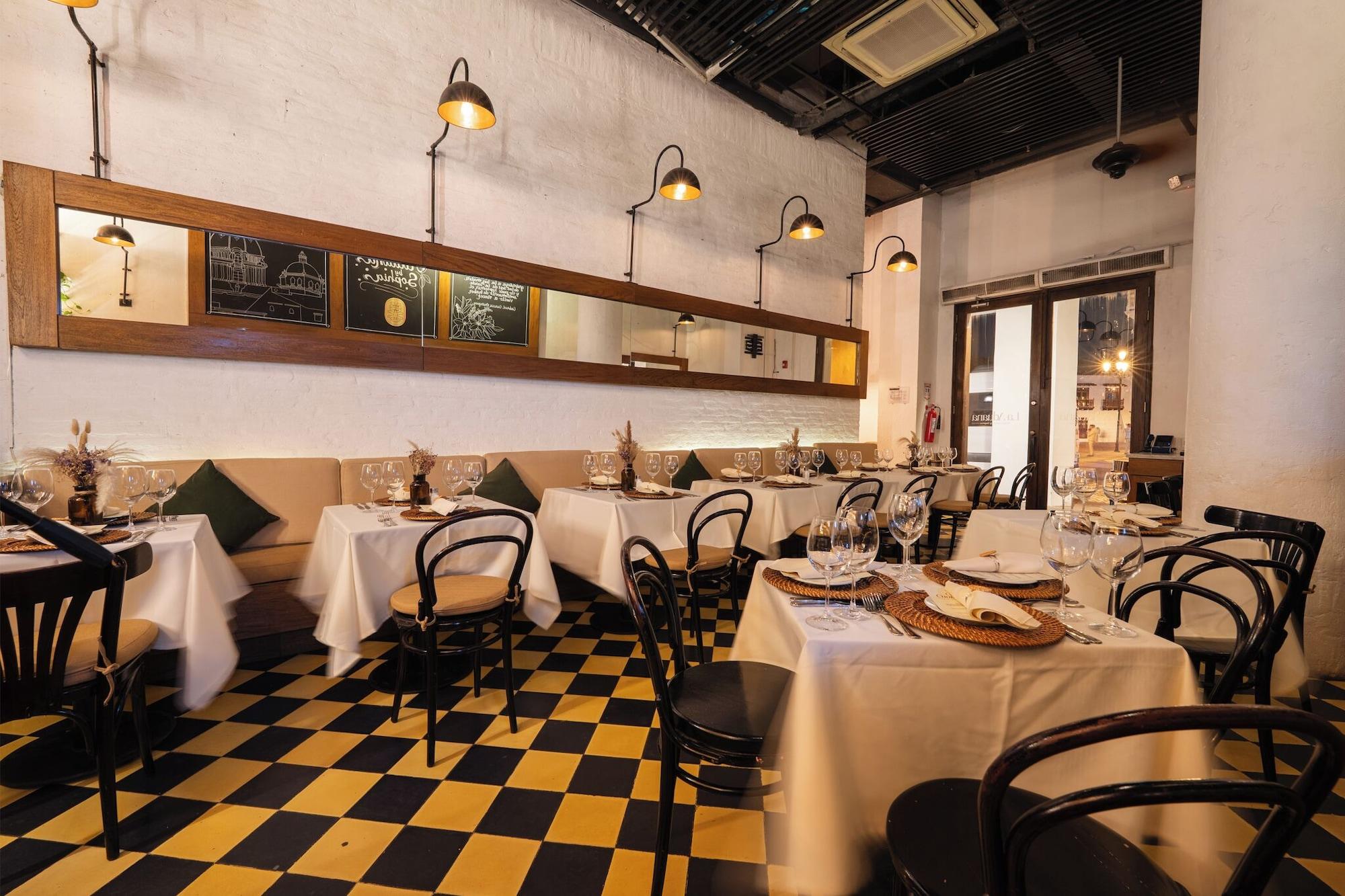 Restaurant Sophia Hotel By OxoHotel