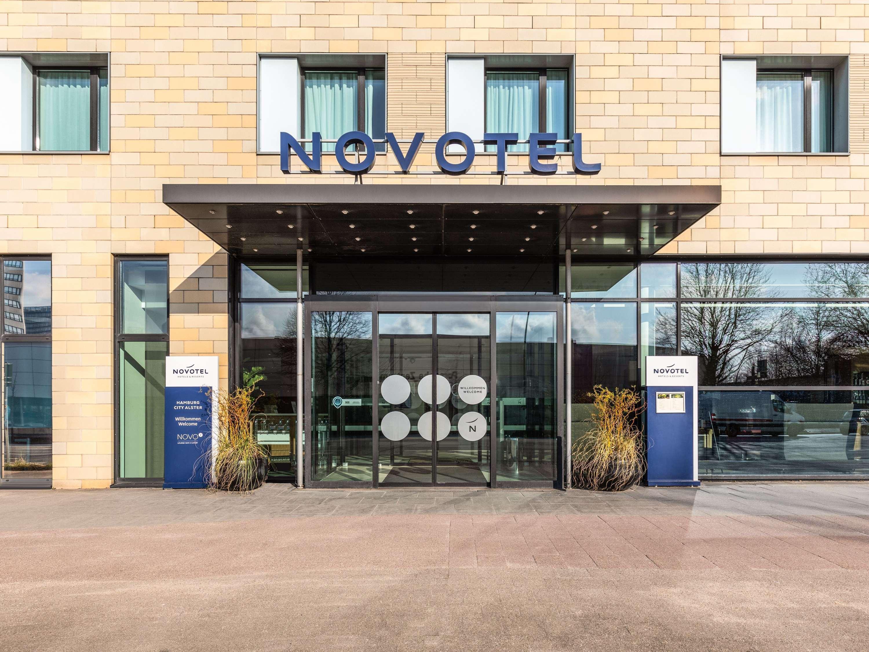 Vista Exterior Novotel Hamburg City Alster