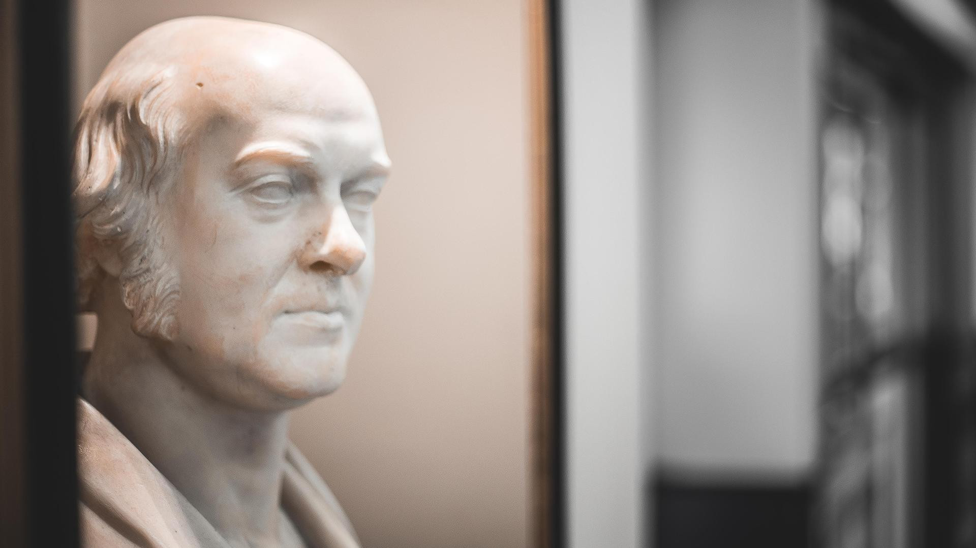 Vista Lobby Lord Elgin Hotel