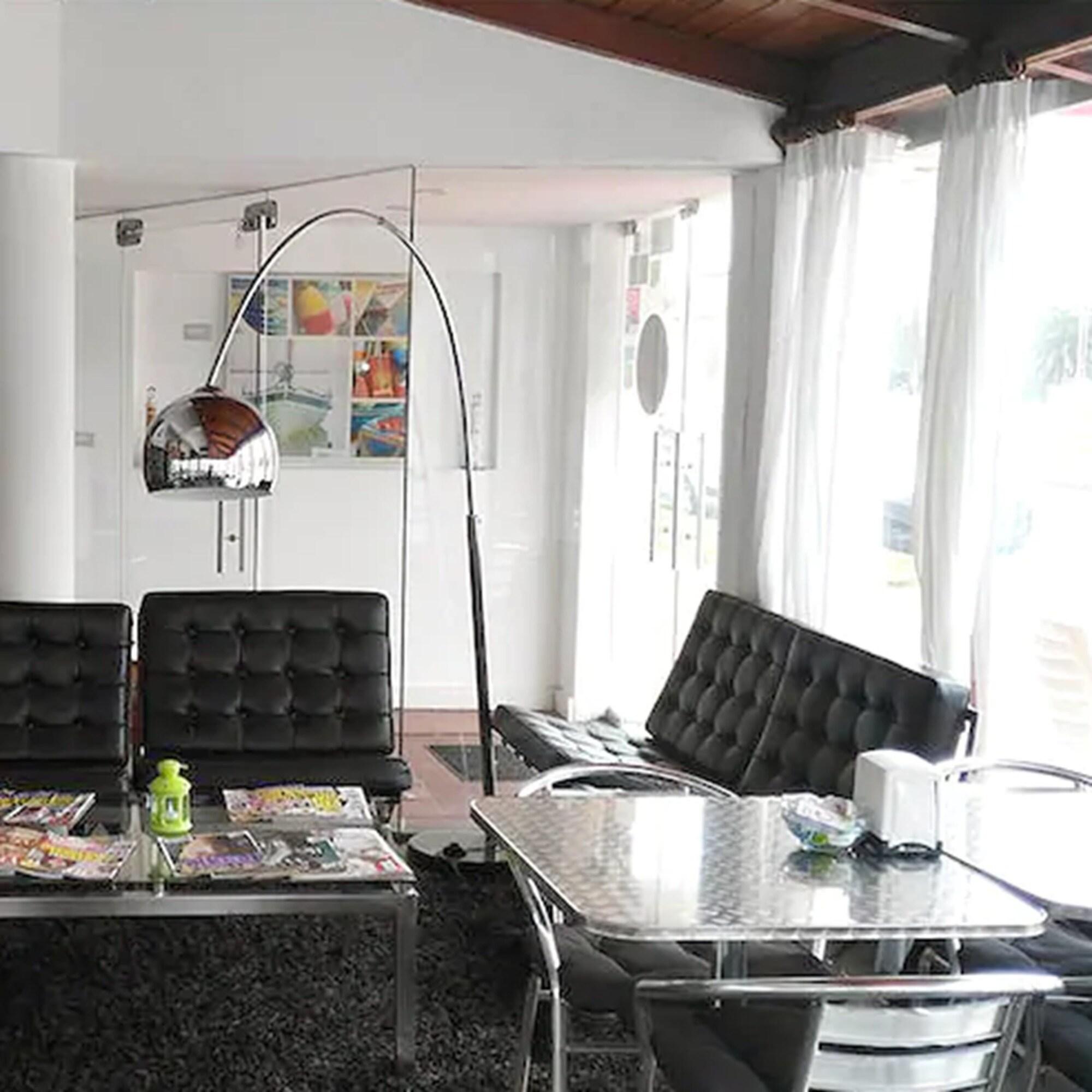 Bar/Salón Hotel del Faro Punta del Este