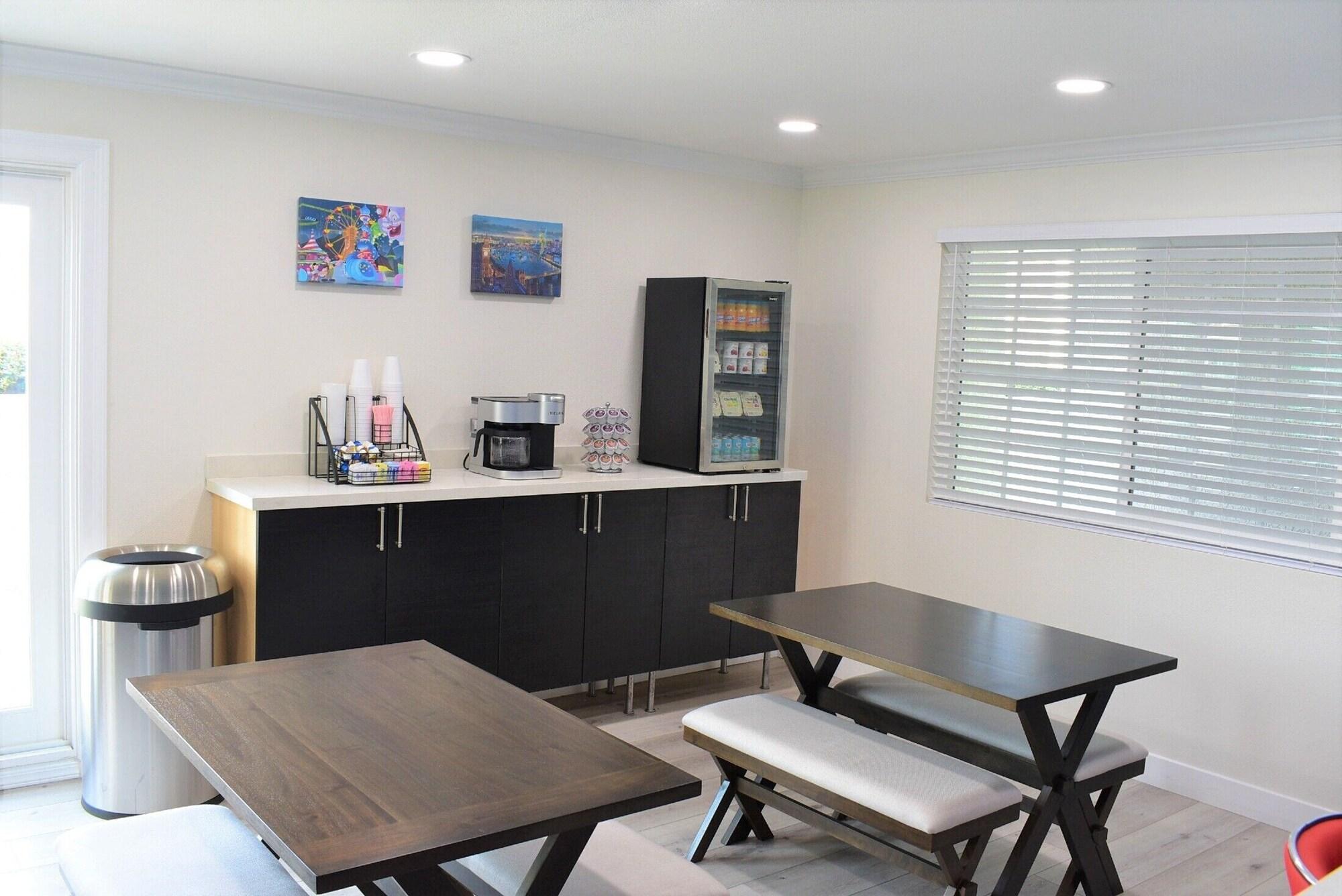 Restaurant Bposhtels Anaheim