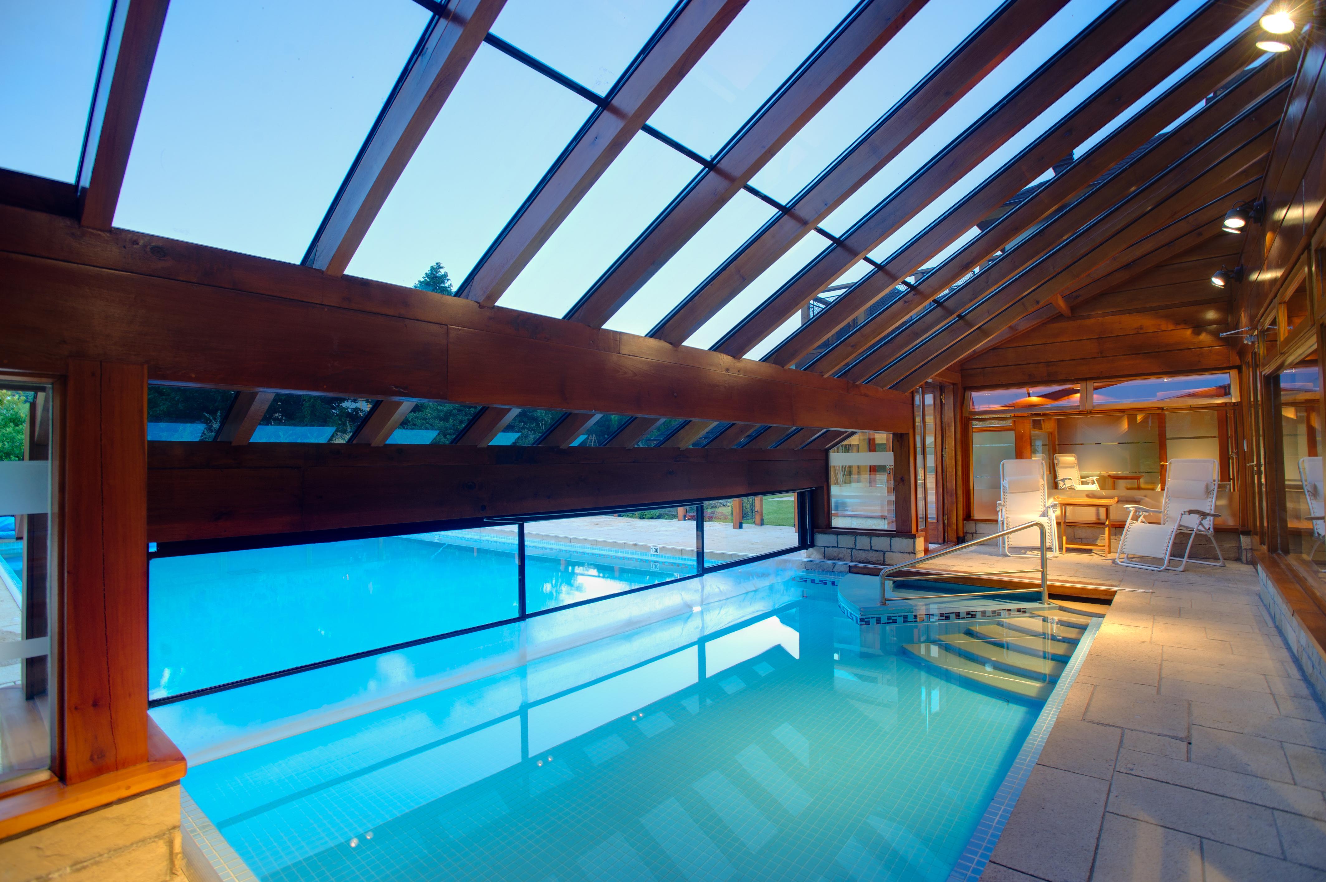 Vista Piscina Hostería Antares Patagonia by Visionnaire