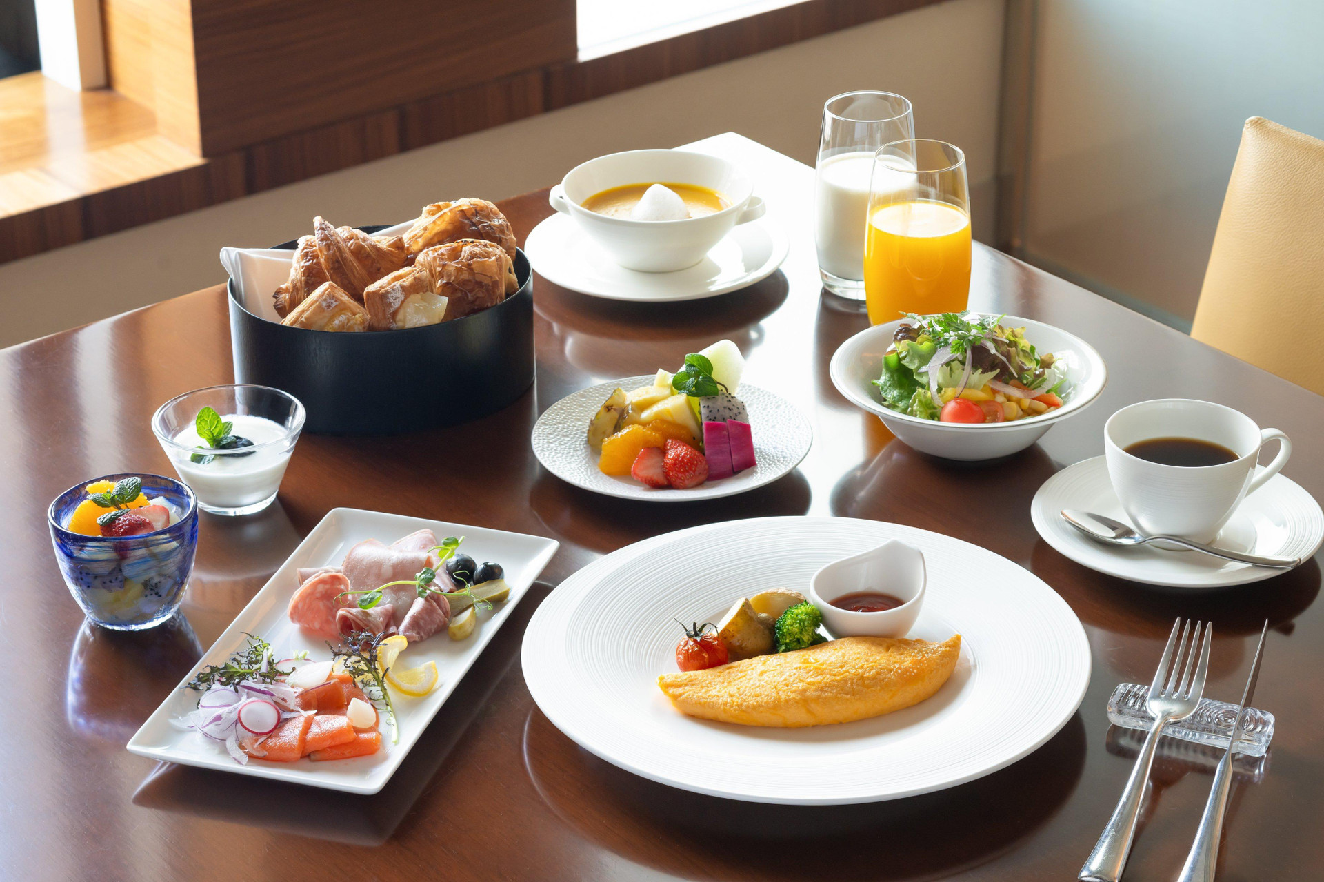 Vista Exterior InterContinental Osaka by IHG