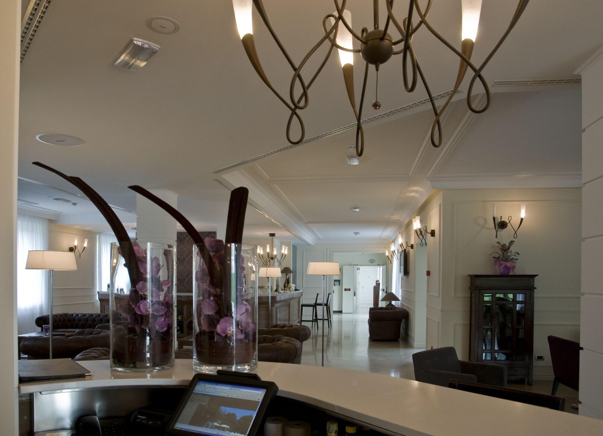 Vista Lobby Hotel Ristorante Il Corazziere