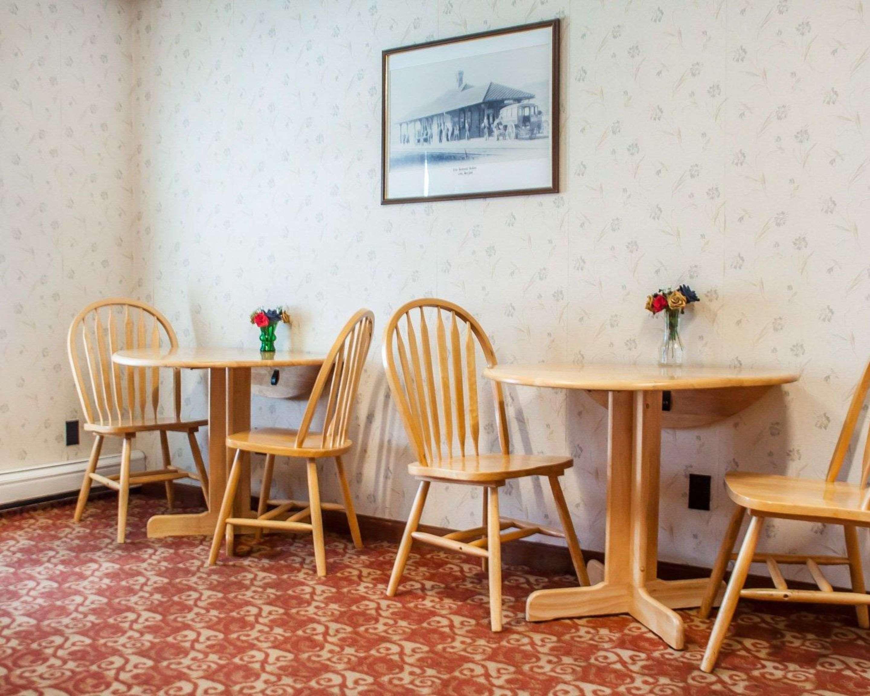 Restaurant Econo Lodge Cuba I-86