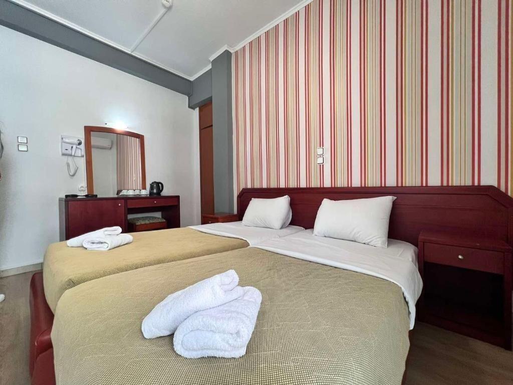 Varios Hotel Lido