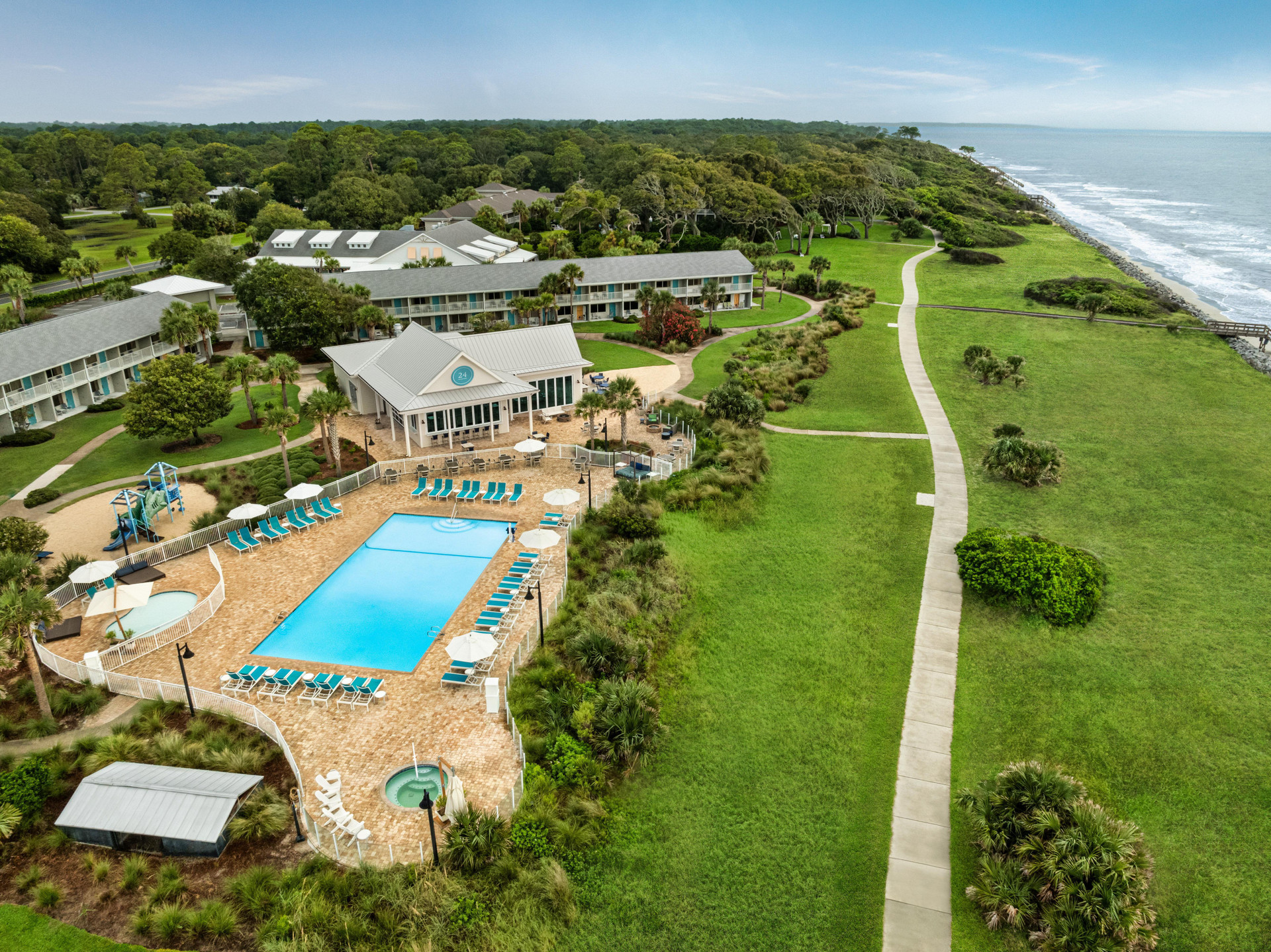Vista Exterior Holiday Inn Resort Jekyll Island by IHG