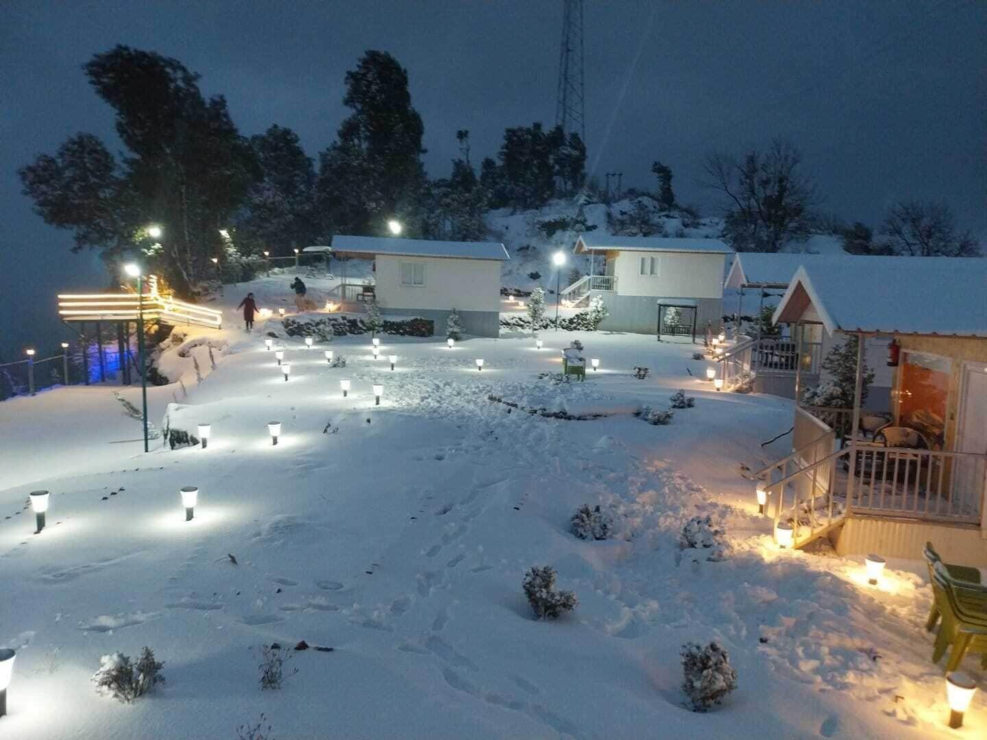 Equipamiento de Habitación The Grand View Resort Buranskhanda Dhanaulti