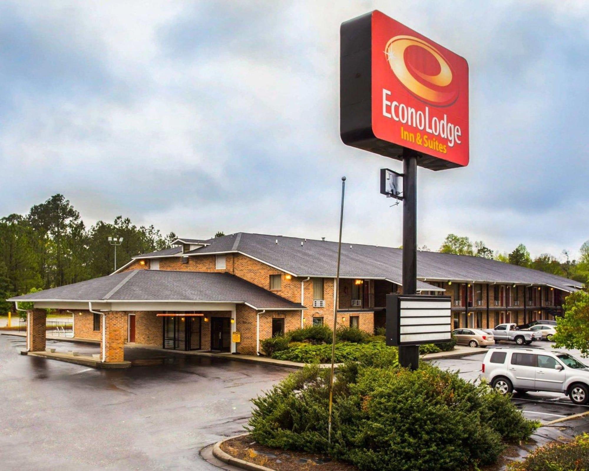 Vista Exterior Econo Lodge Inn & Suites