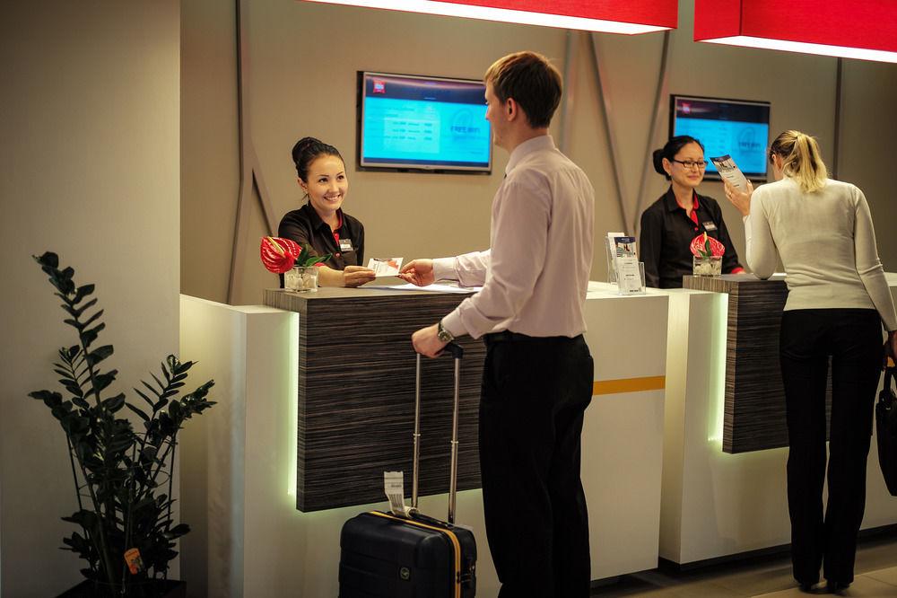 Vista Lobby ibis Astana