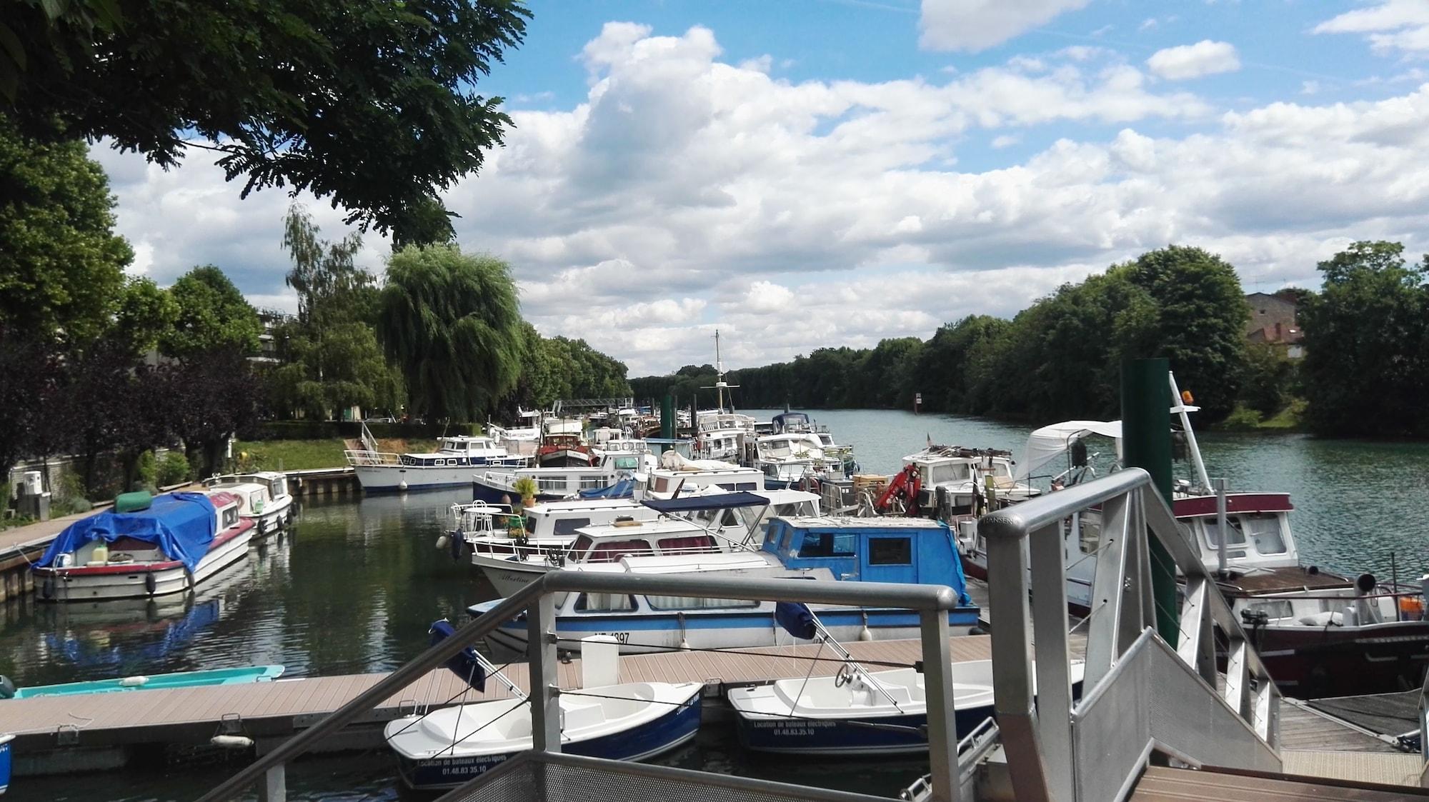 Comodidades del Alojamiento Hôtel Alliance - Proche Paris