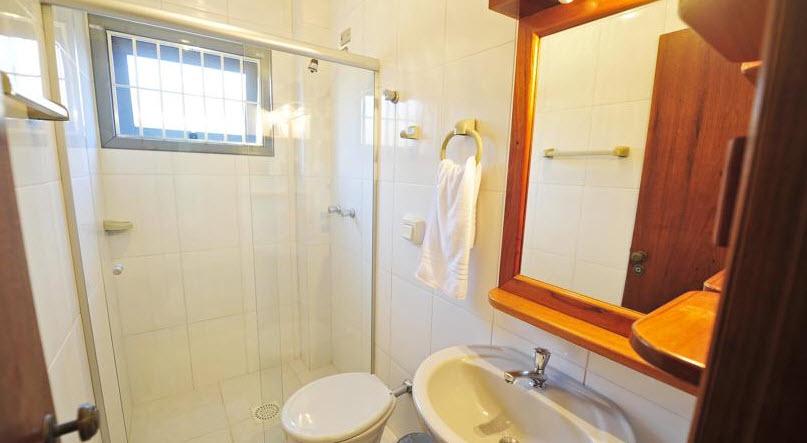 Baño Capão Praia Hotel
