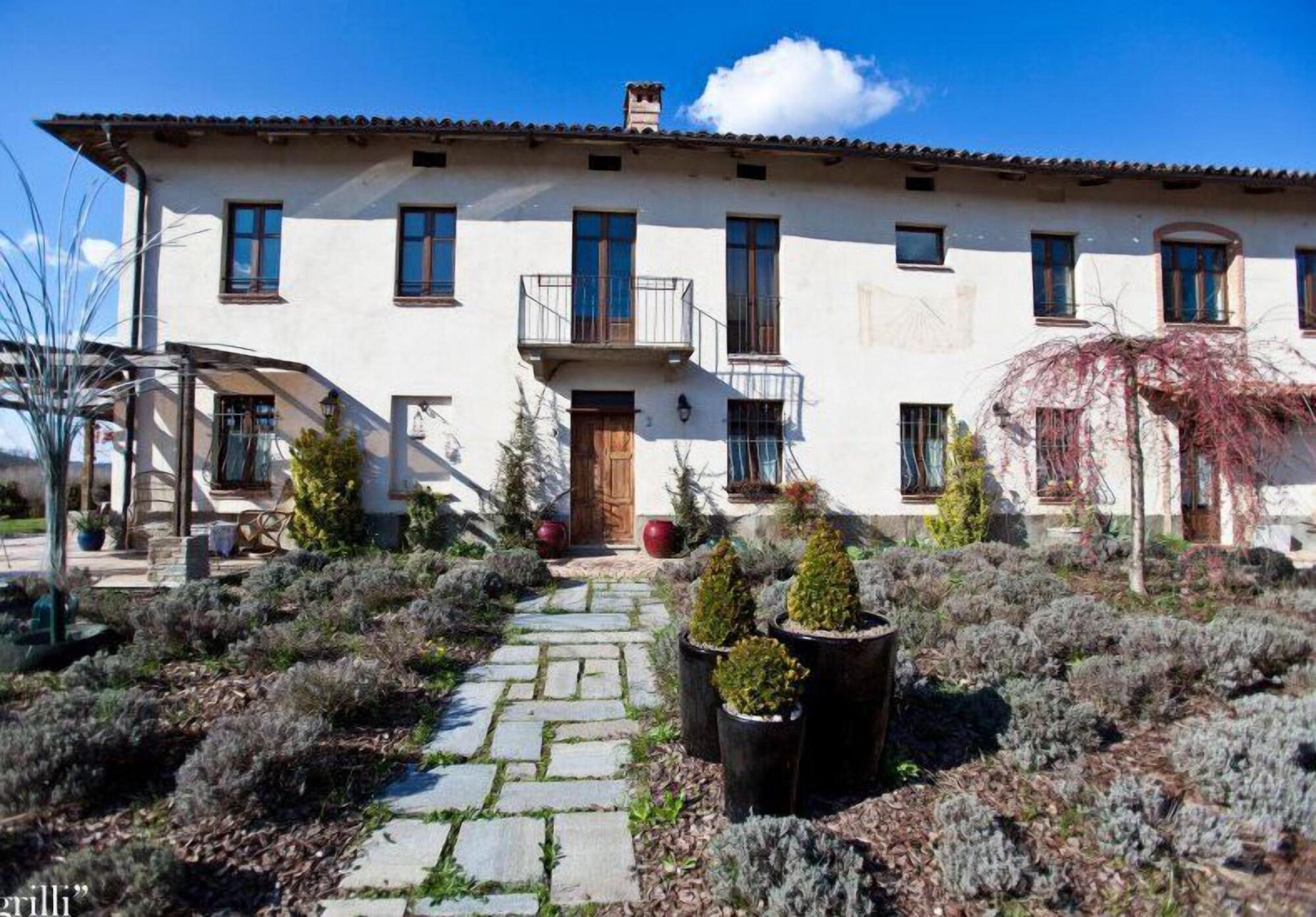 Vista Exterior I Grilli