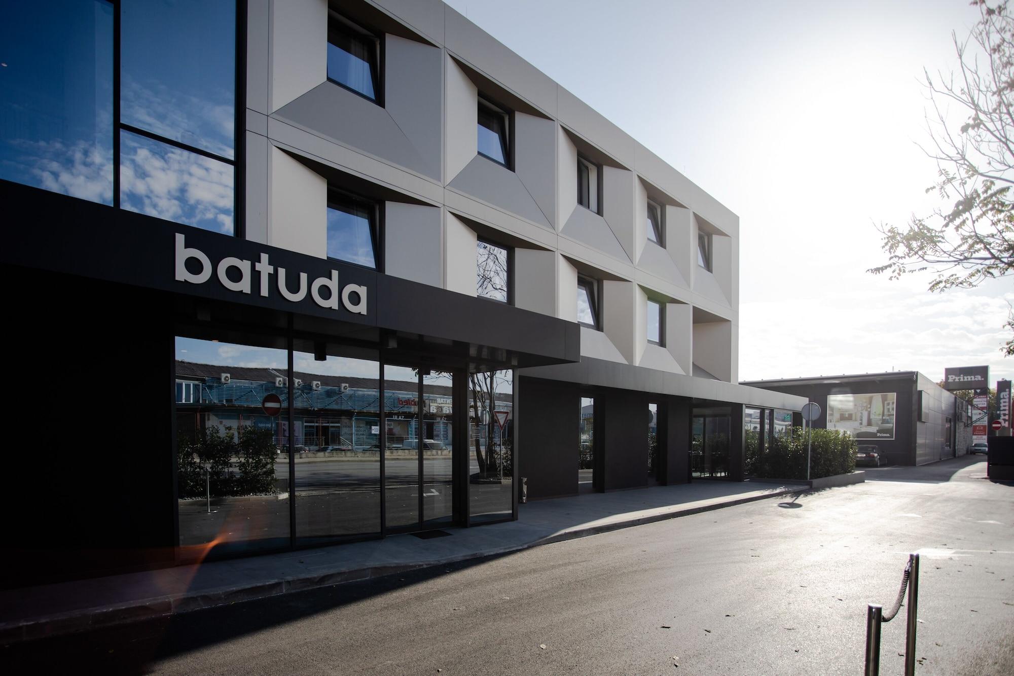 Vista Exterior Hotel batuda