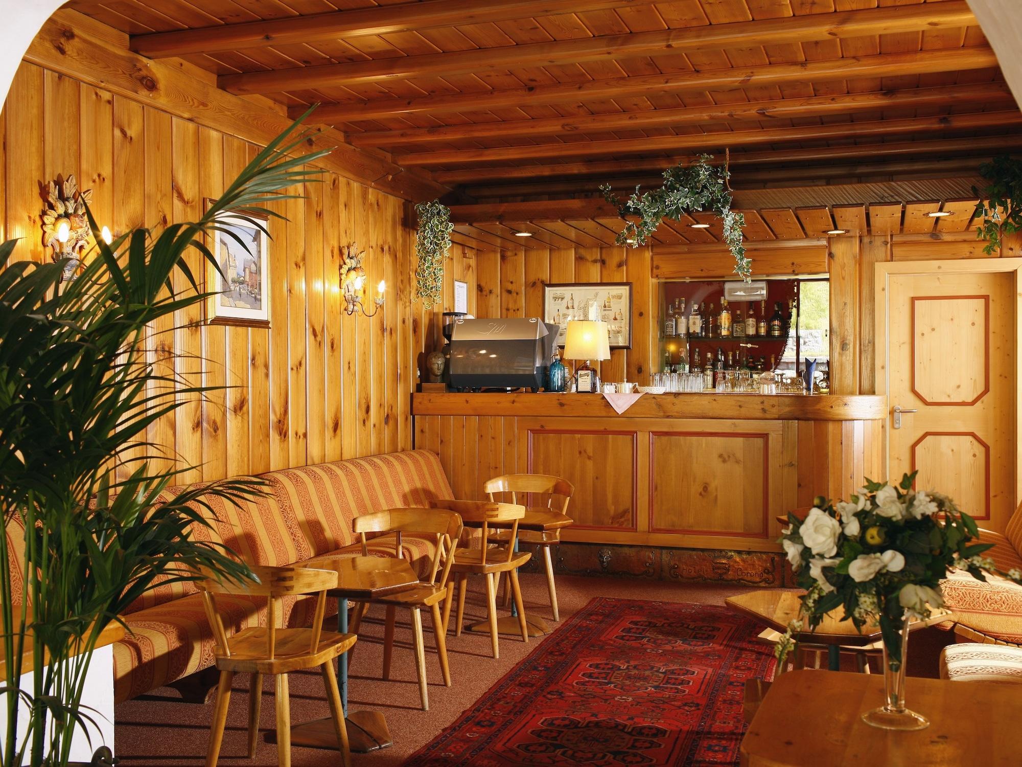 Bar/Salón Hotel Corona