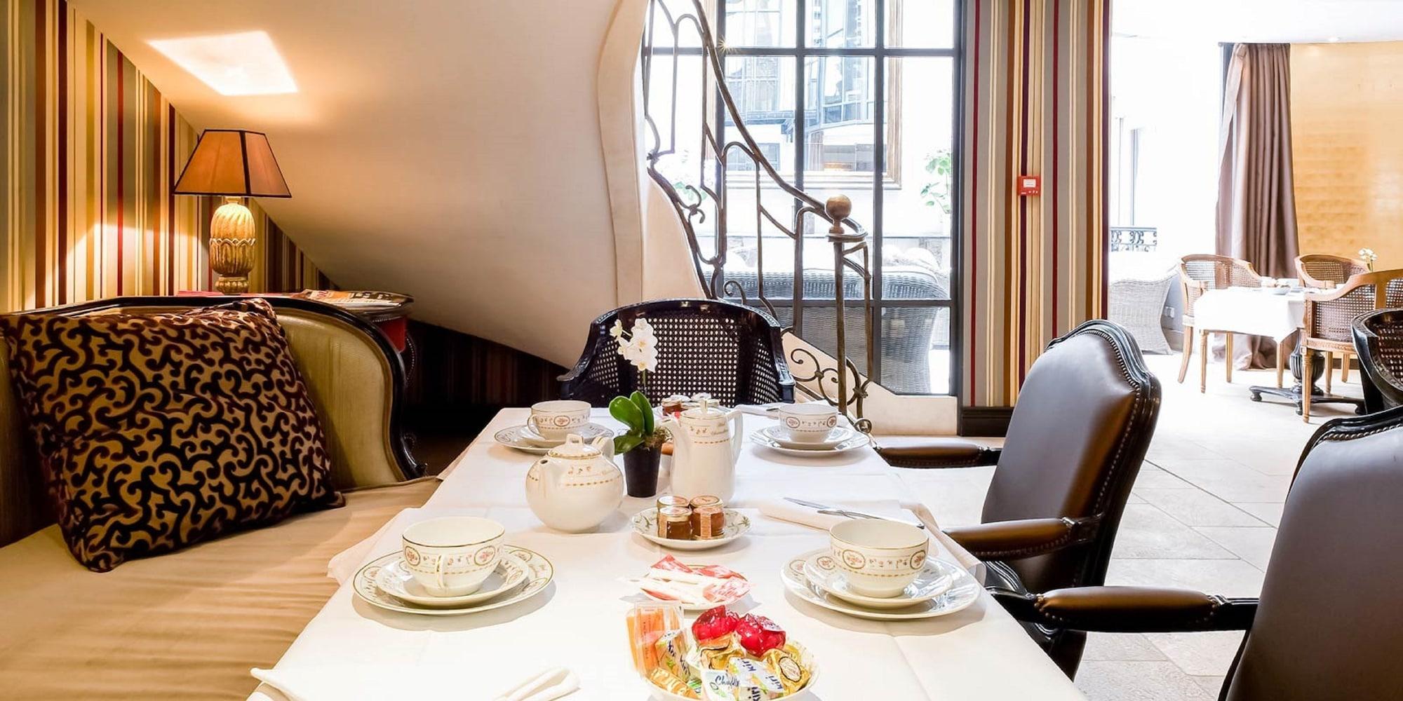 Restaurant Hôtel Chateaubriand Champs Elysées