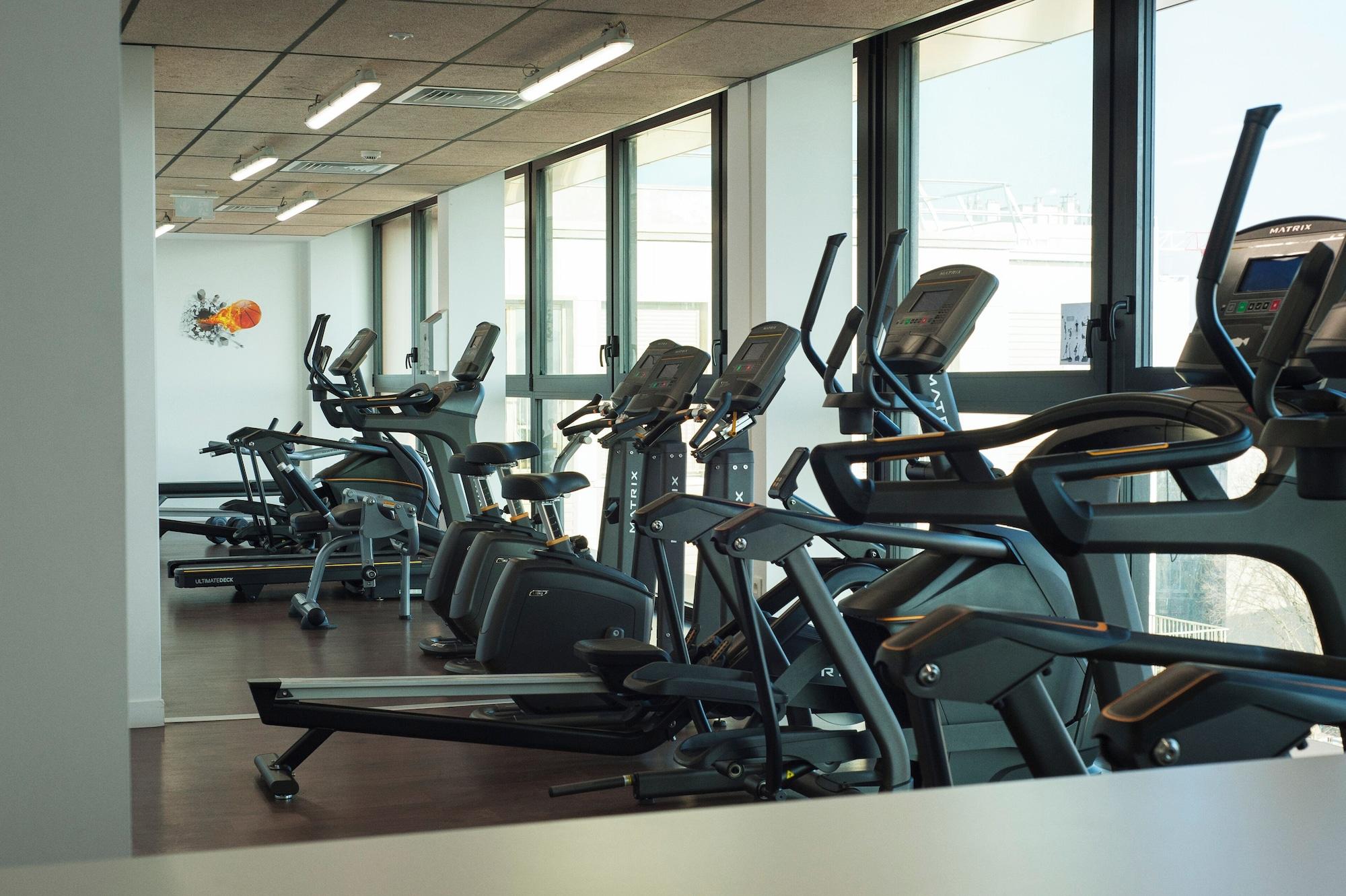 Varios Moov'Appart Hotel Clichy
