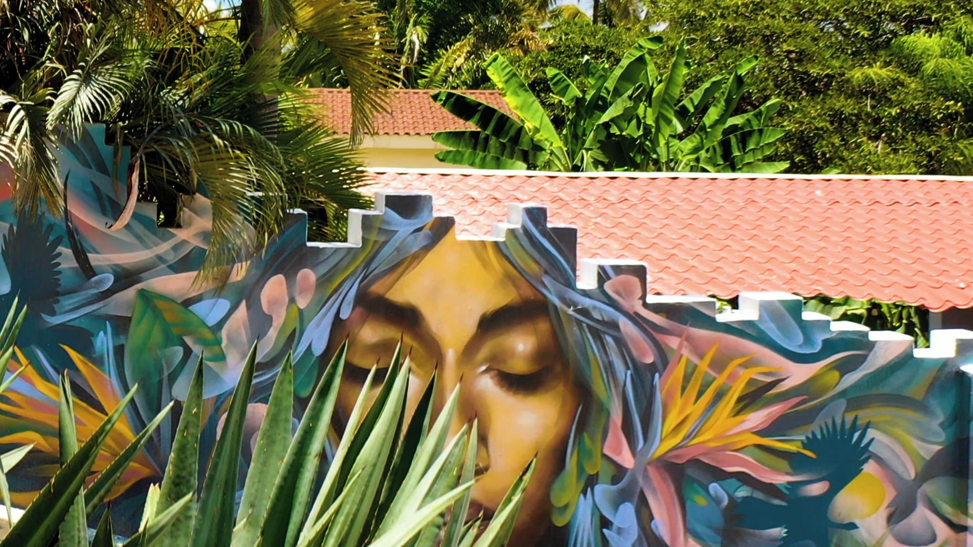 Varios Nomada Wellness Hotel