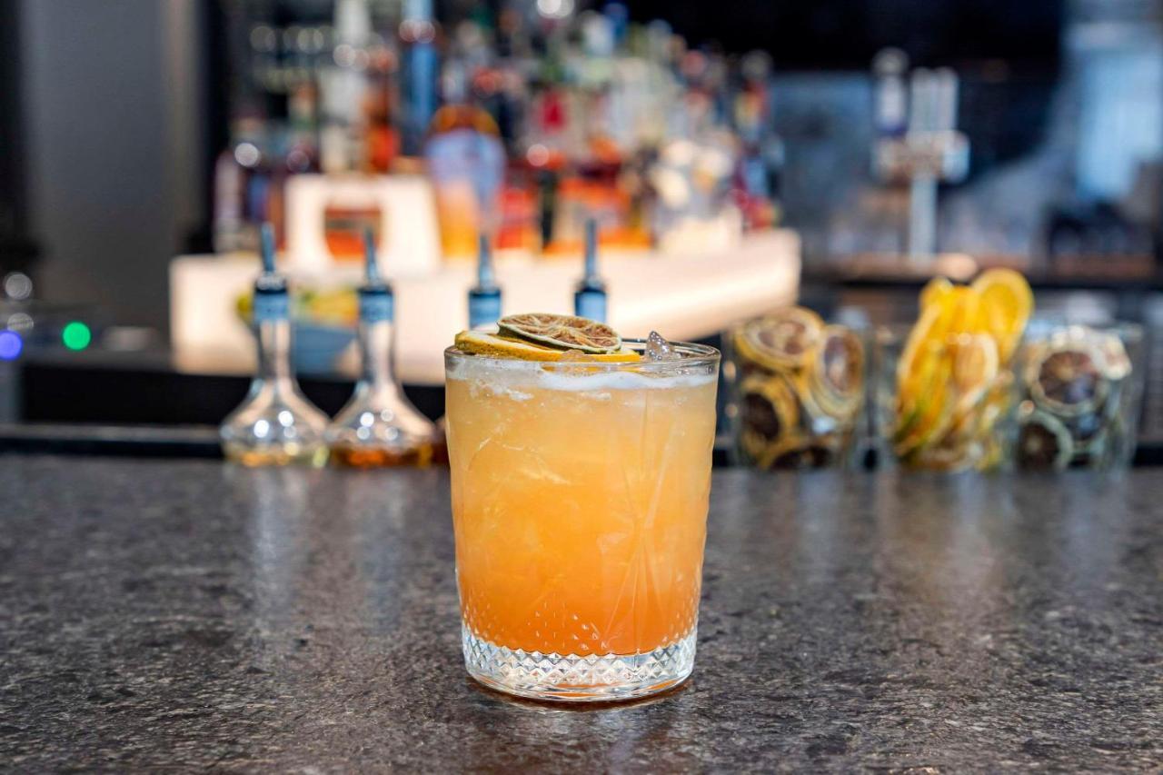 Bar/Salón Cambria Hotel Waco University Riverfront