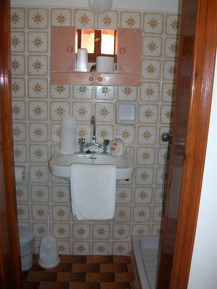 Set de Habitación Roza Studios