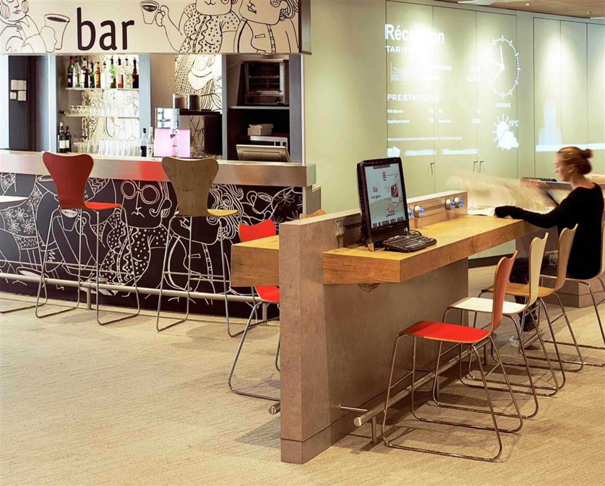 Vista Lobby ibis Paris Porte d'Italie