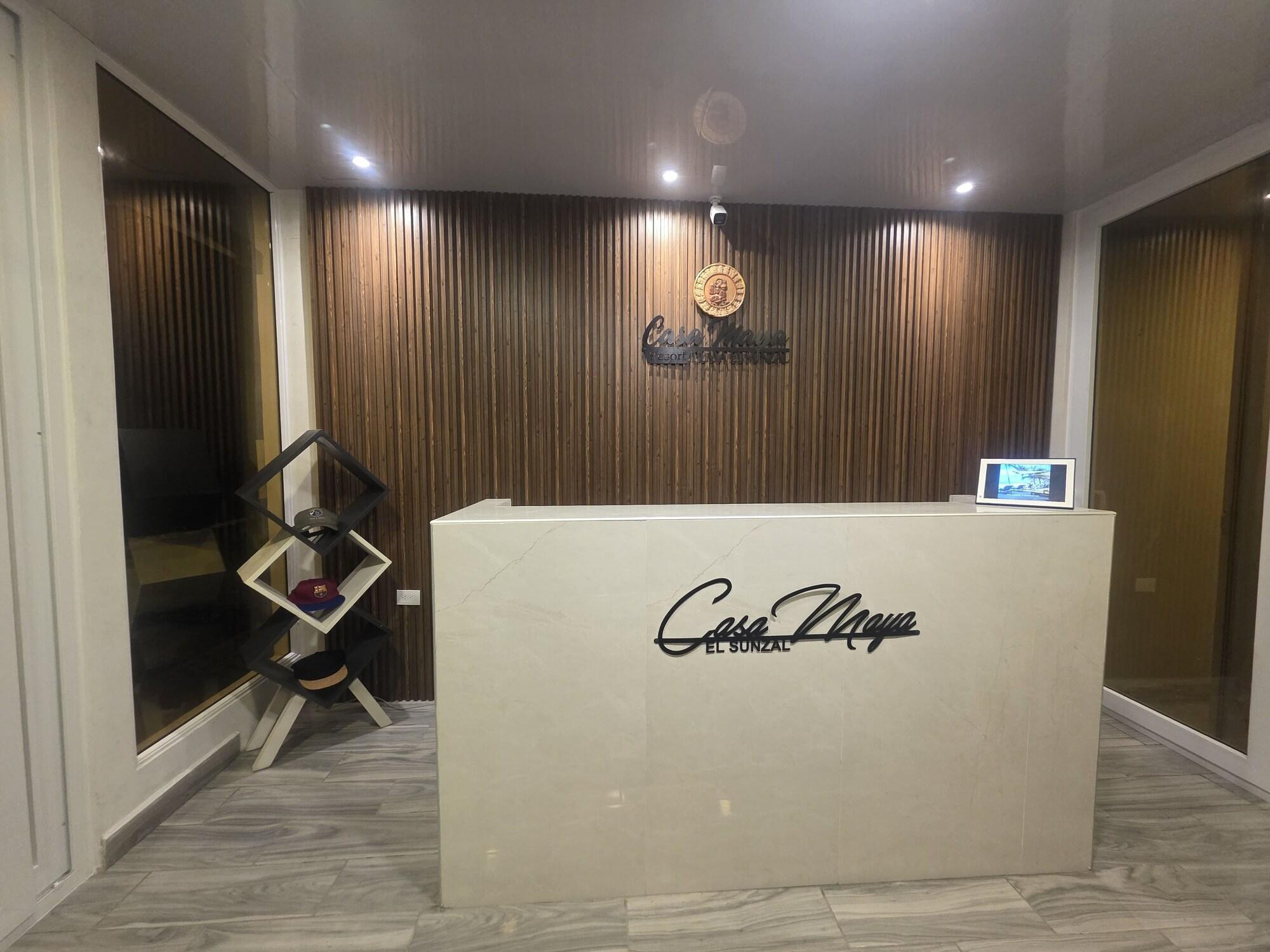 Vista Lobby Casa Maya