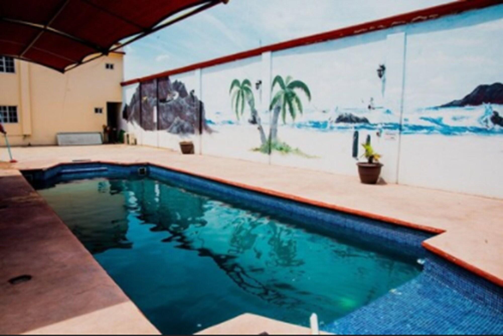 Vista Piscina Hotel Go Inn