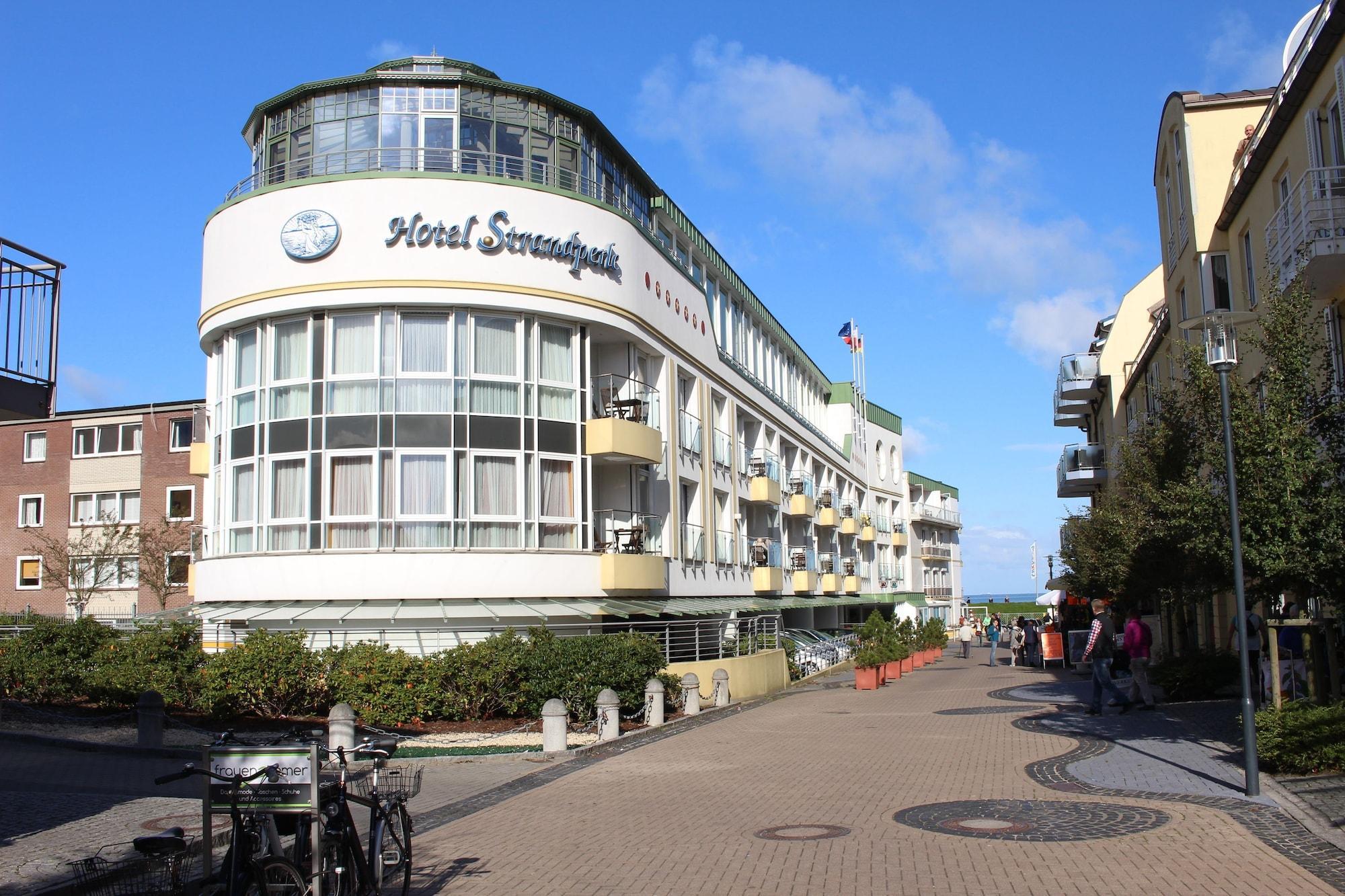 Vista Exterior Hotel Strandperle