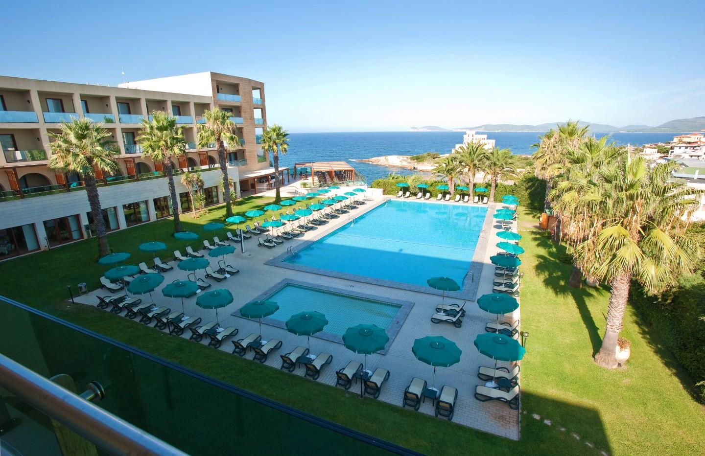 Vista Piscina Smy Carlos V Alghero