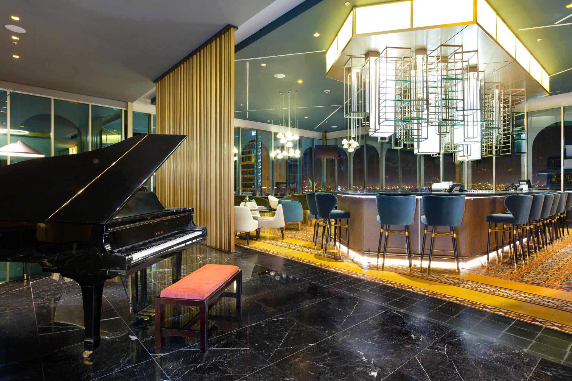 Bar/Salón Gran Hotel Costa Rica, Curio Collection by Hilton