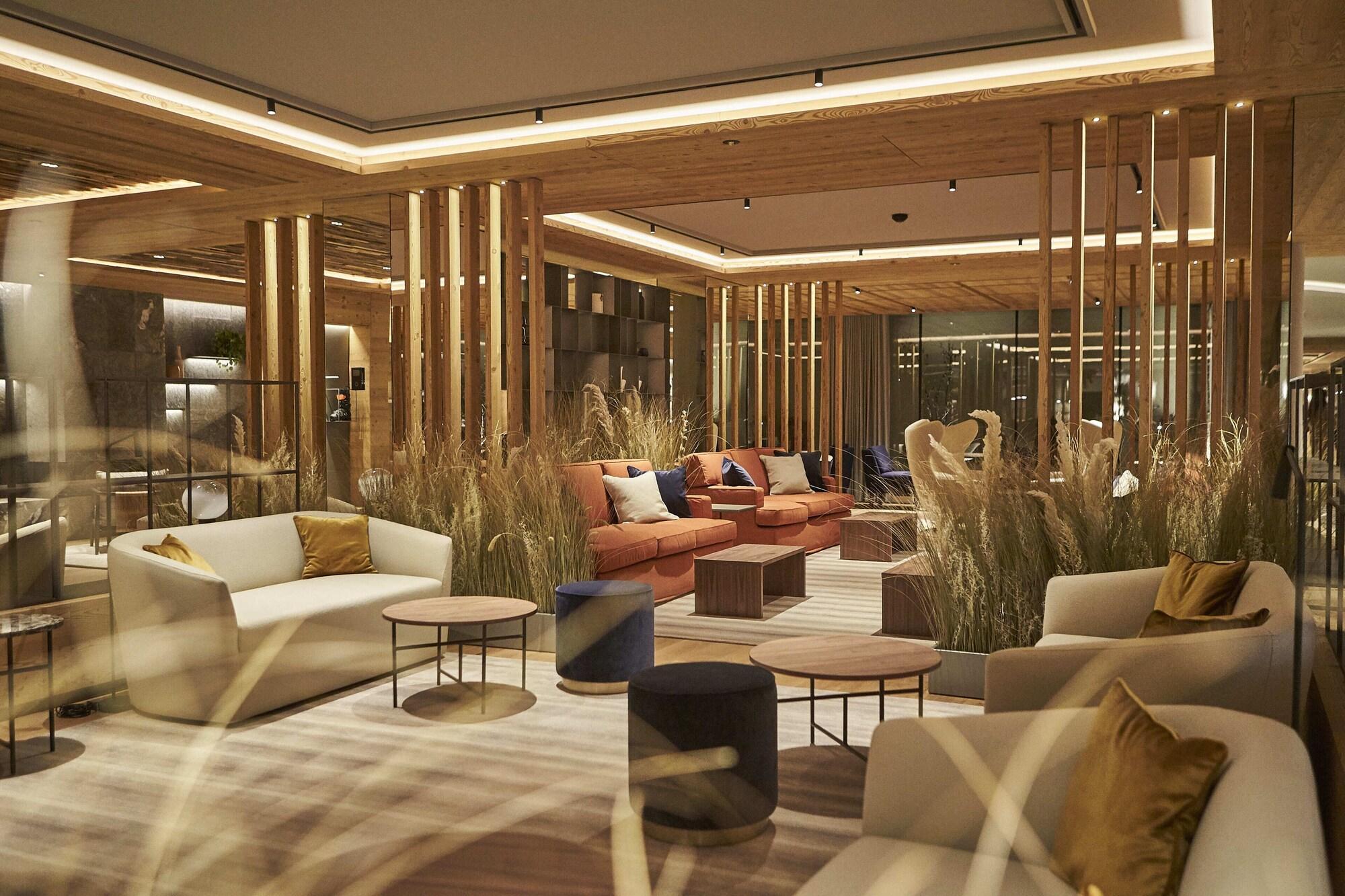 Vista Lobby Falkensteiner Hotel Kronplatz