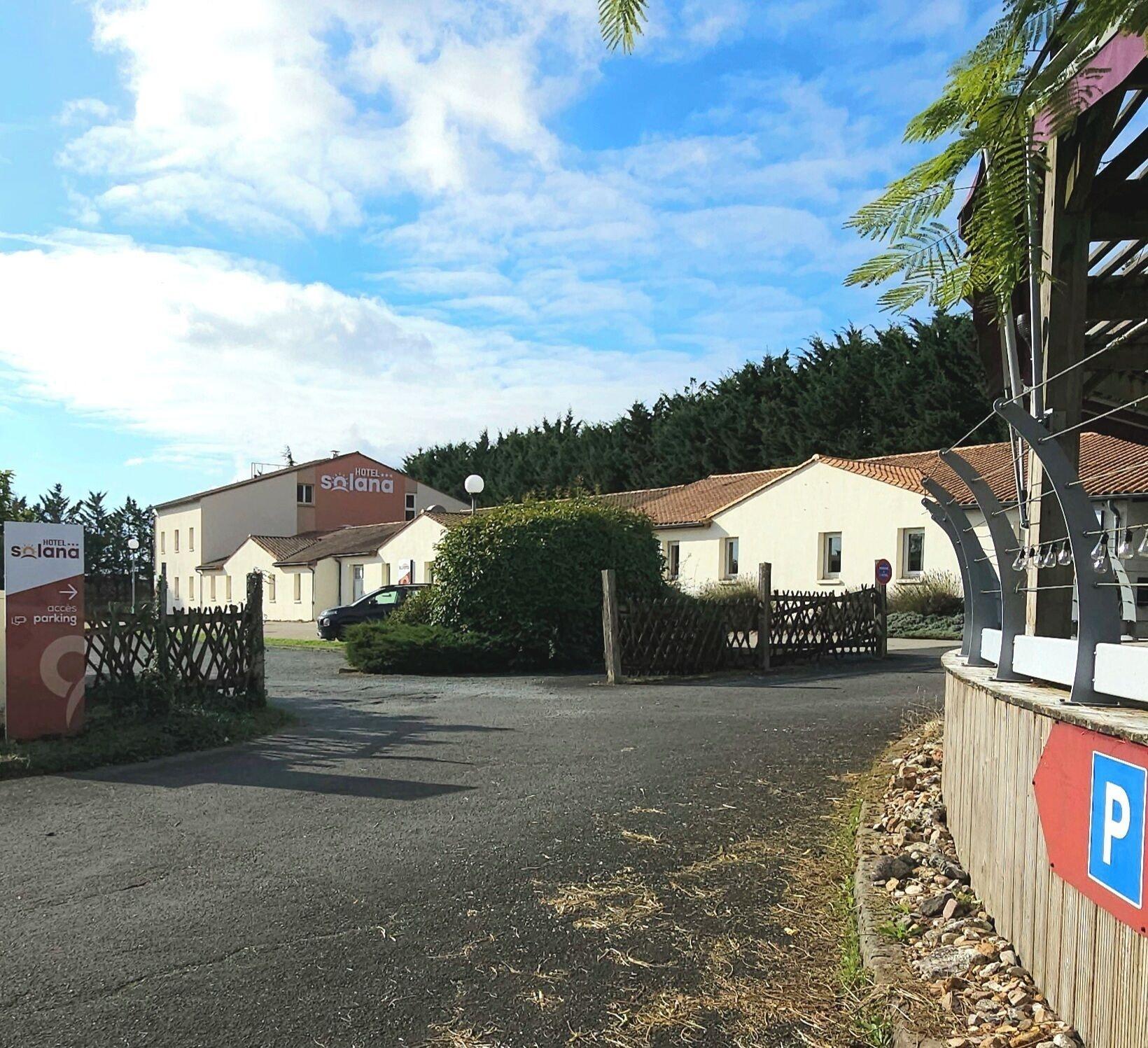 Vista Exterior Hôtel Solana, Niort Est