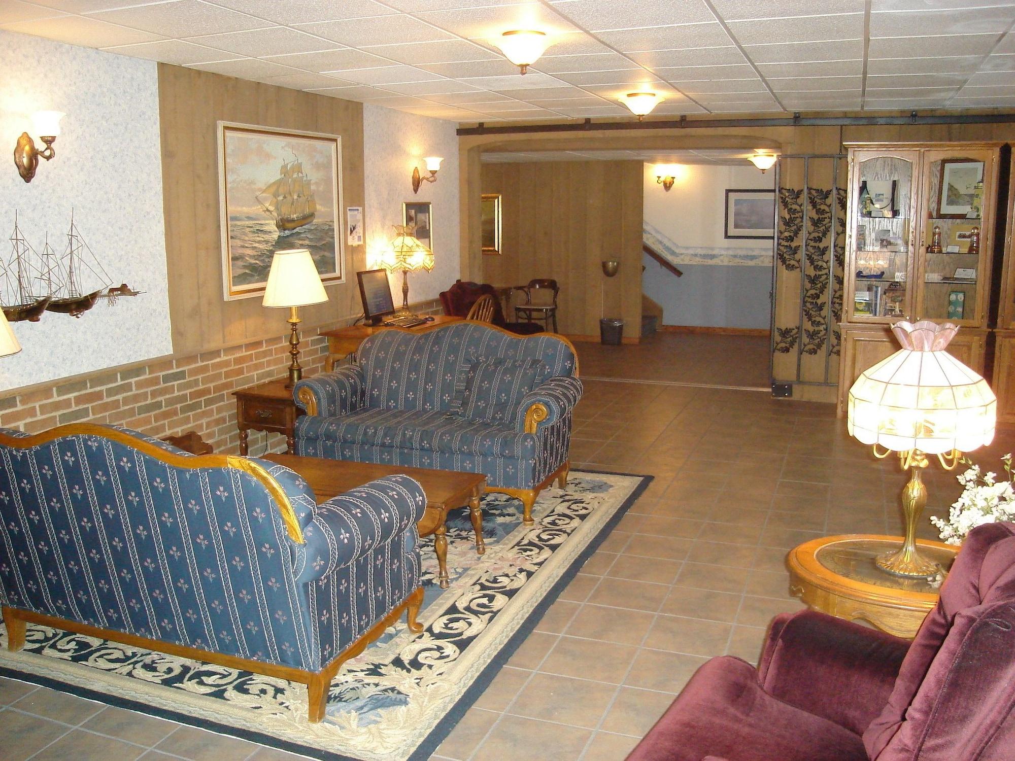 Vista Lobby Lighthouse Inn