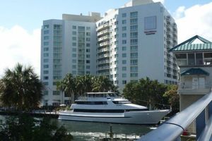 Alojamiento - Gallery One Private Condos