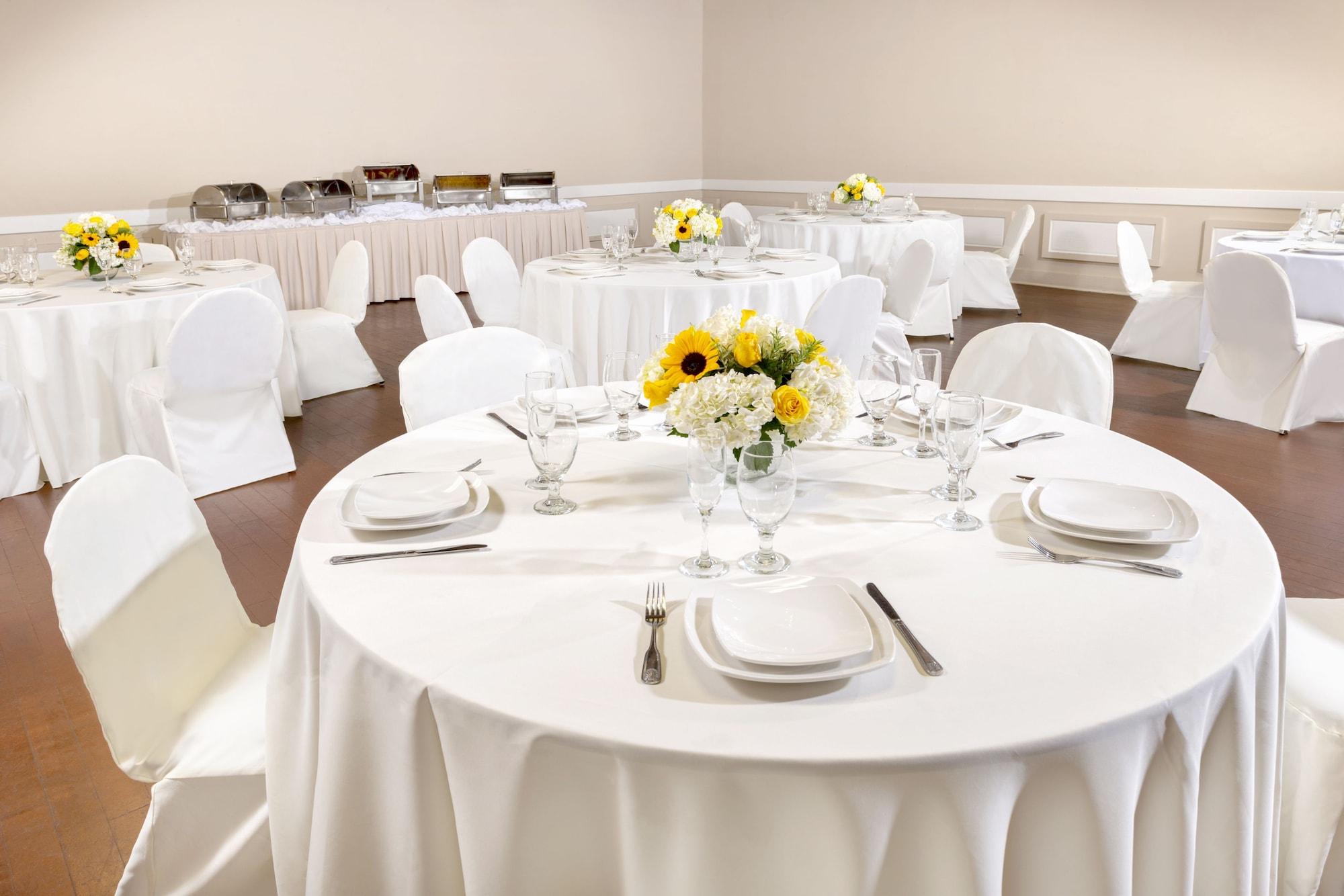 Salón de Baile Clocktower Inn Ventura