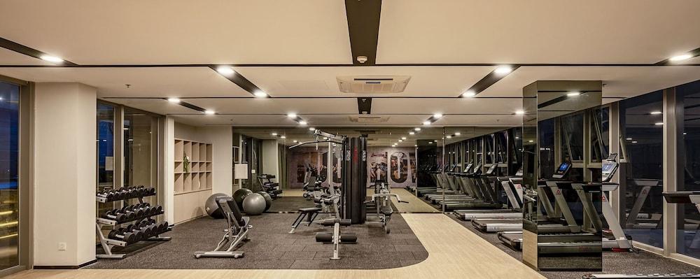 Gimnasio The Song