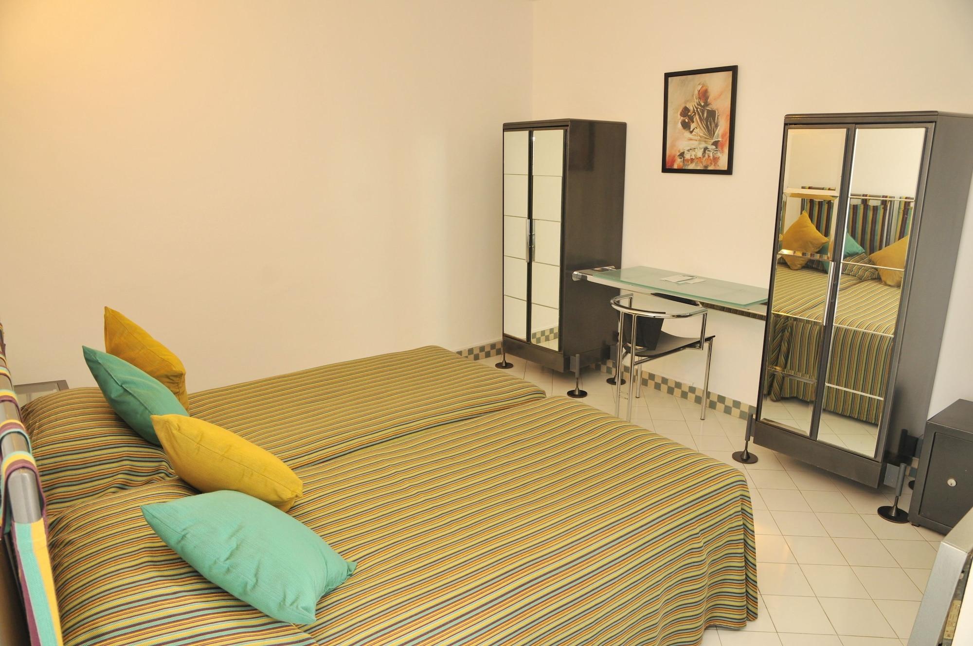 Habitación Tagadirt Appart-Hotel