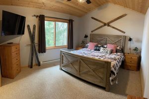 Alquiler Vacacional - Blue Chair Bay offers a 234' sandy beach on Minong Flowage w/ impeccable views!