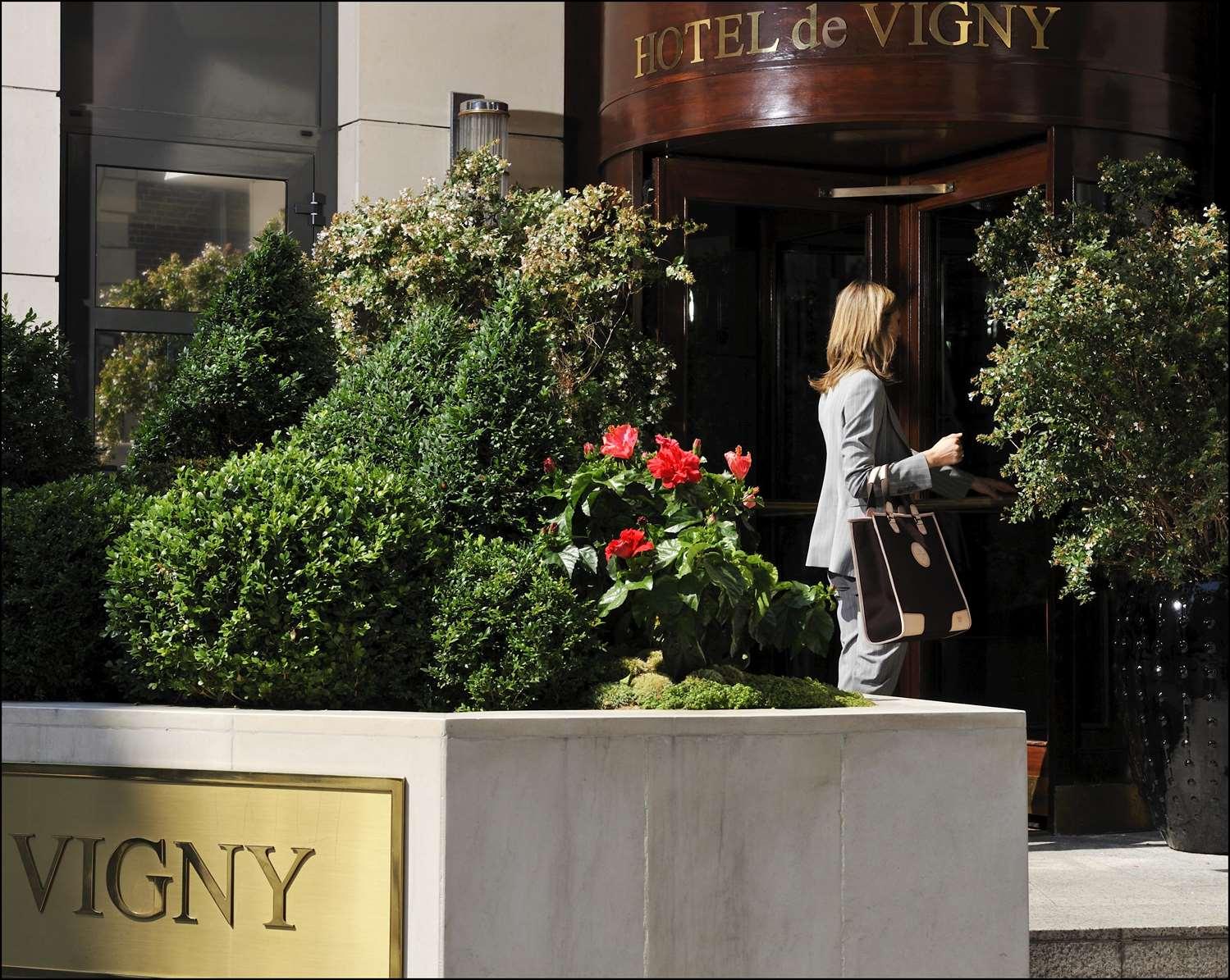 Hotel De Vigny Hotel