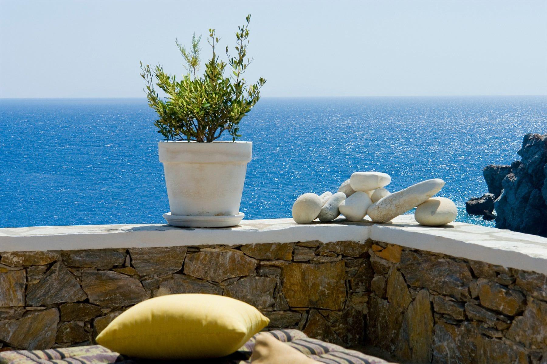 Playa Onar Suites & Villas