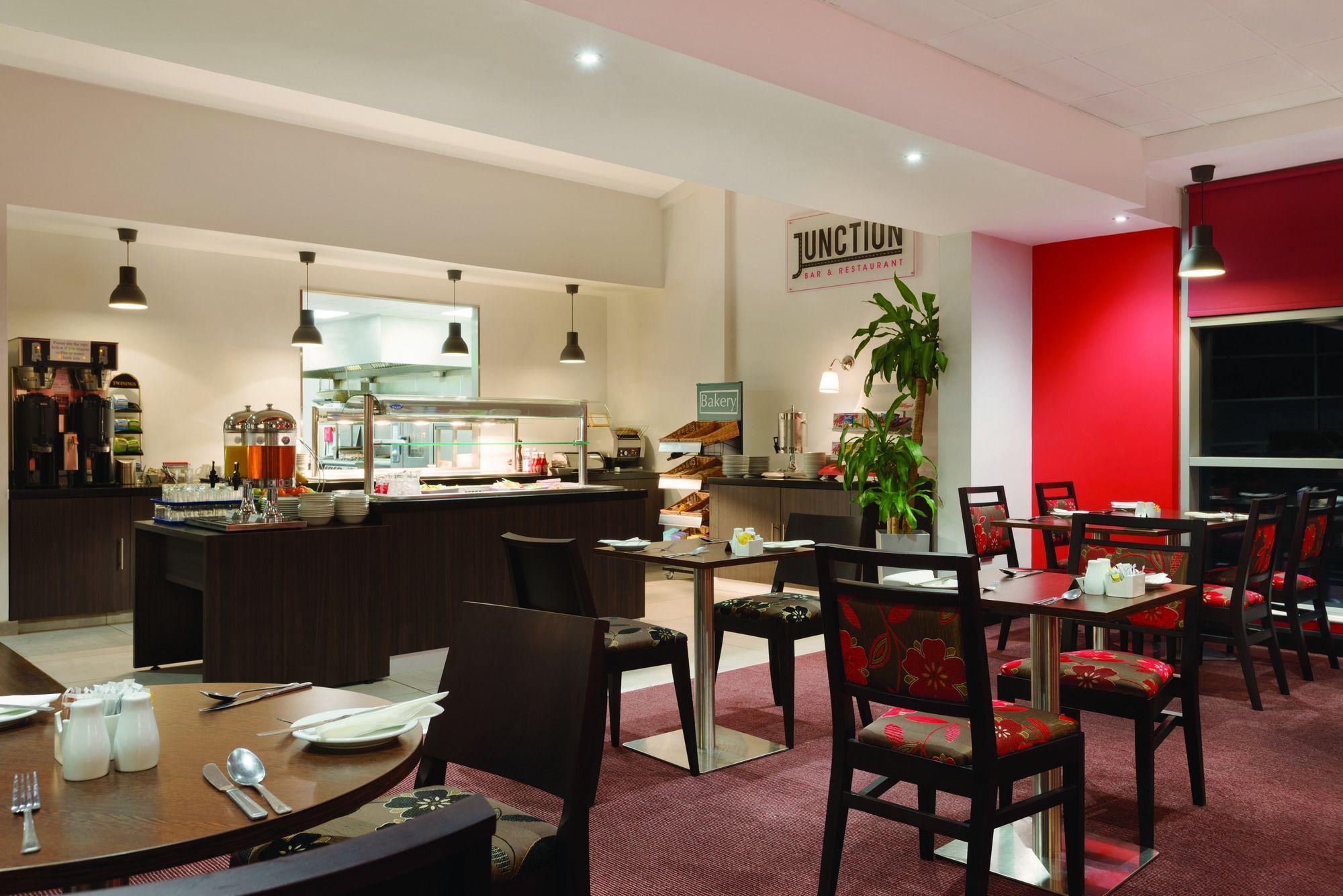 Restaurant Ramada by Wyndham Wakefield