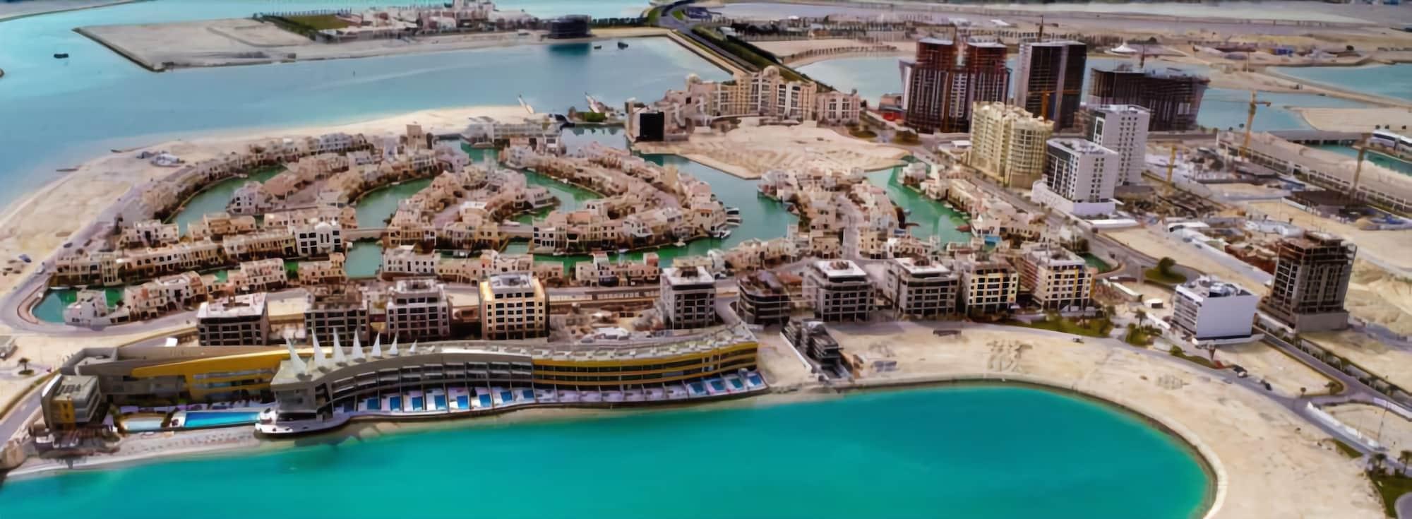 Varios Dragon Beach Hotel