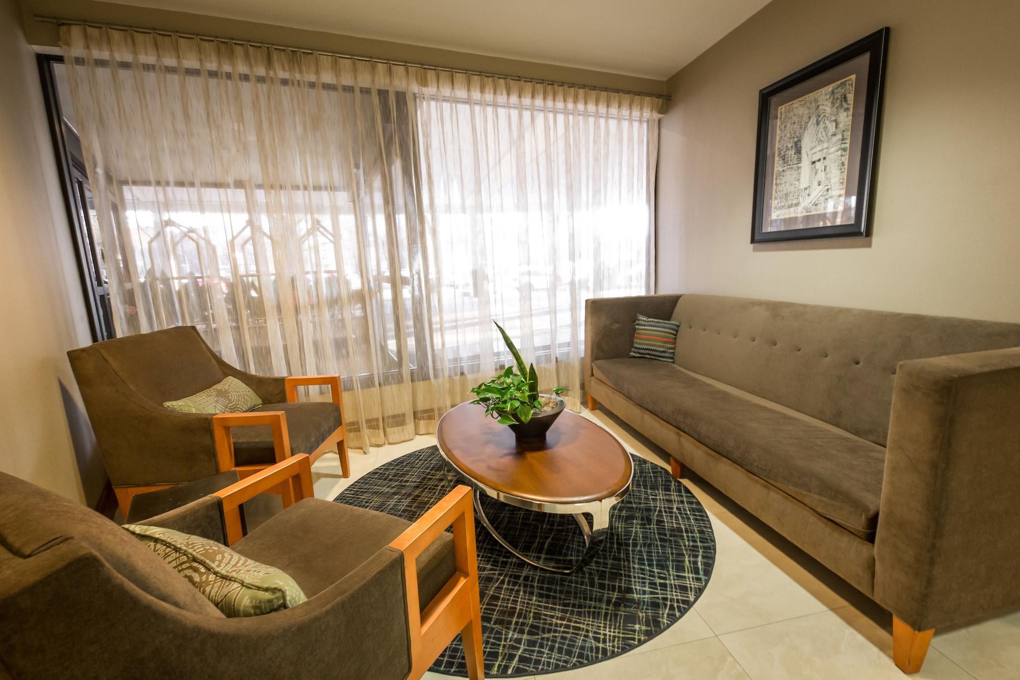 Vista Lobby Holiday Inn Raleigh Downtown - Capital by IHG