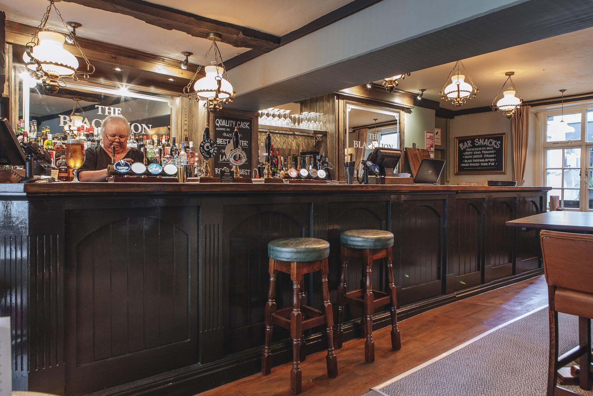 Bar/Salón Black Lion Hotel Richmond