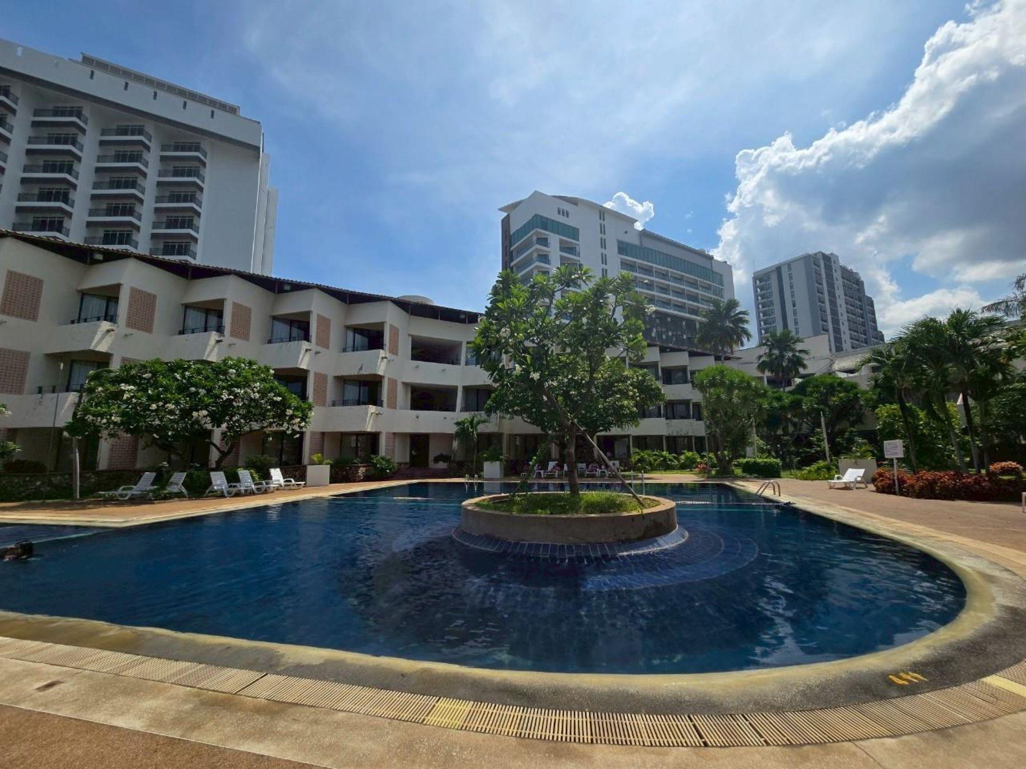 Vista Exterior Hotel Tropicana Pattaya