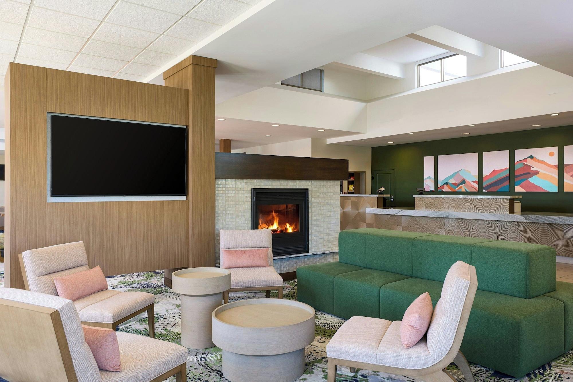 Vista Lobby Residence Inn by Marriott Phoenix Desert View at Mayo Clinic