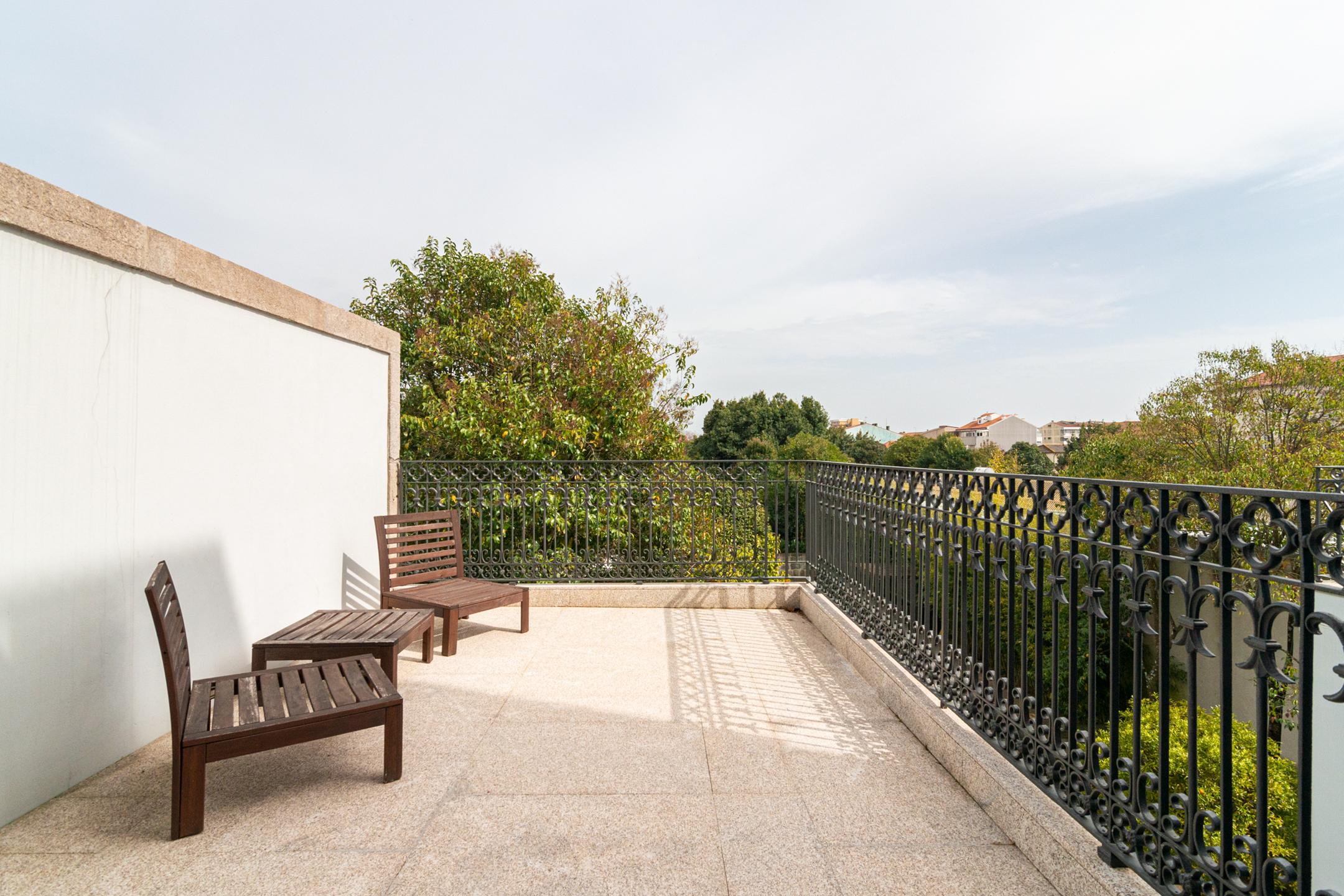 Varios Marquês Garden House