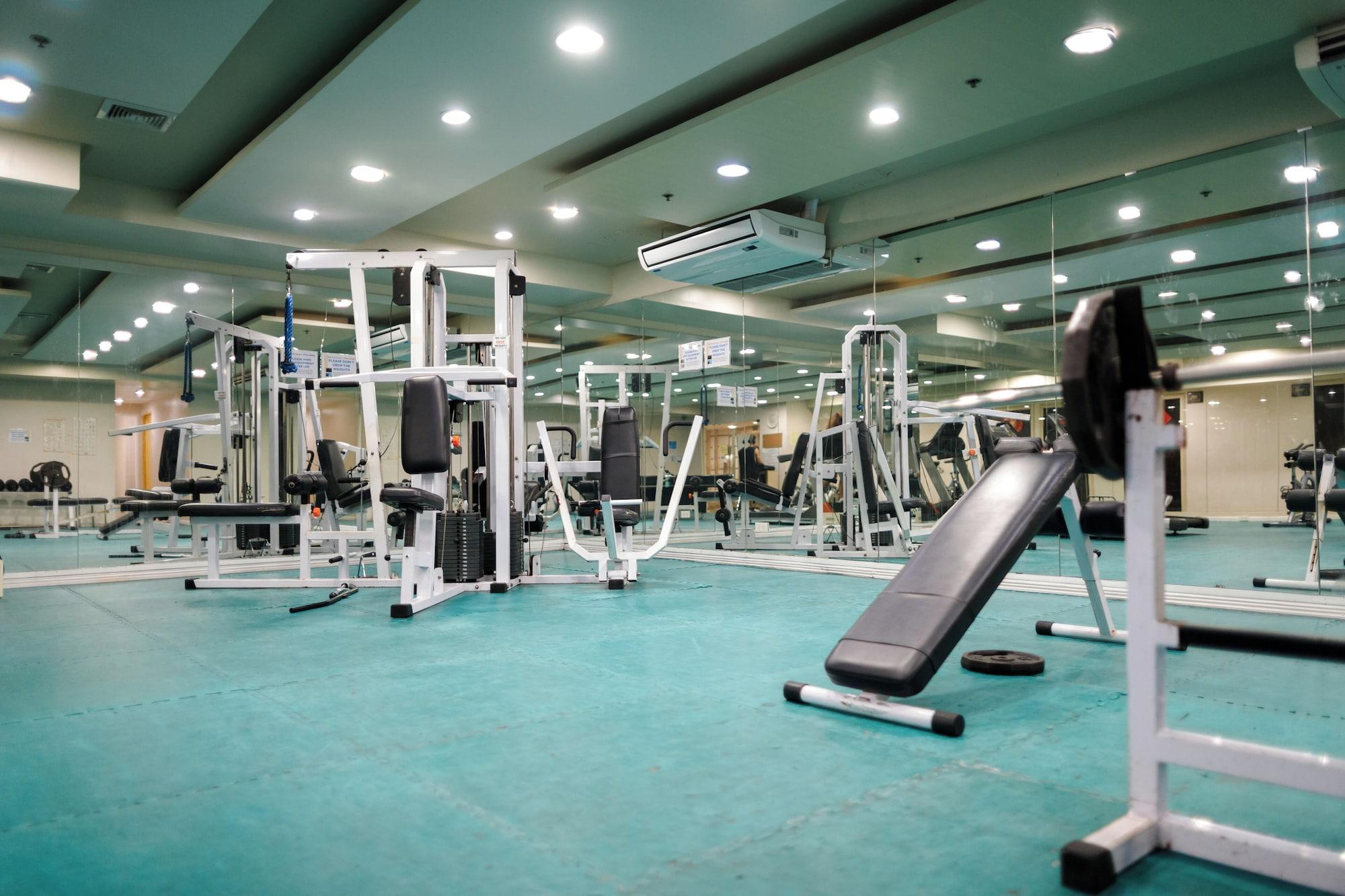 Gimnasio Regency Grand Suites